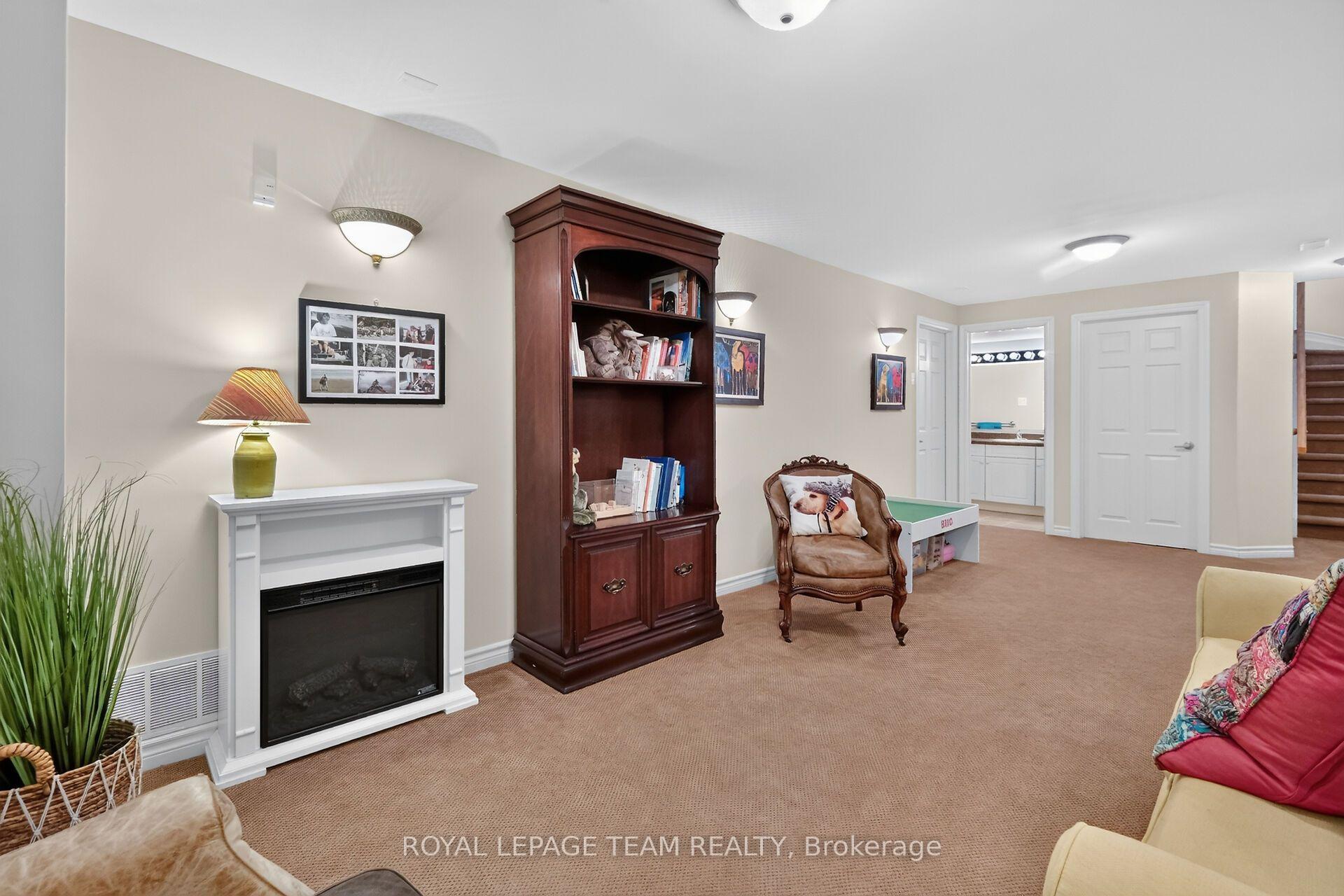 Photo 36 of 66 Evelyn Powers Private, Ottawa, Stittsville (South) — HOMEH