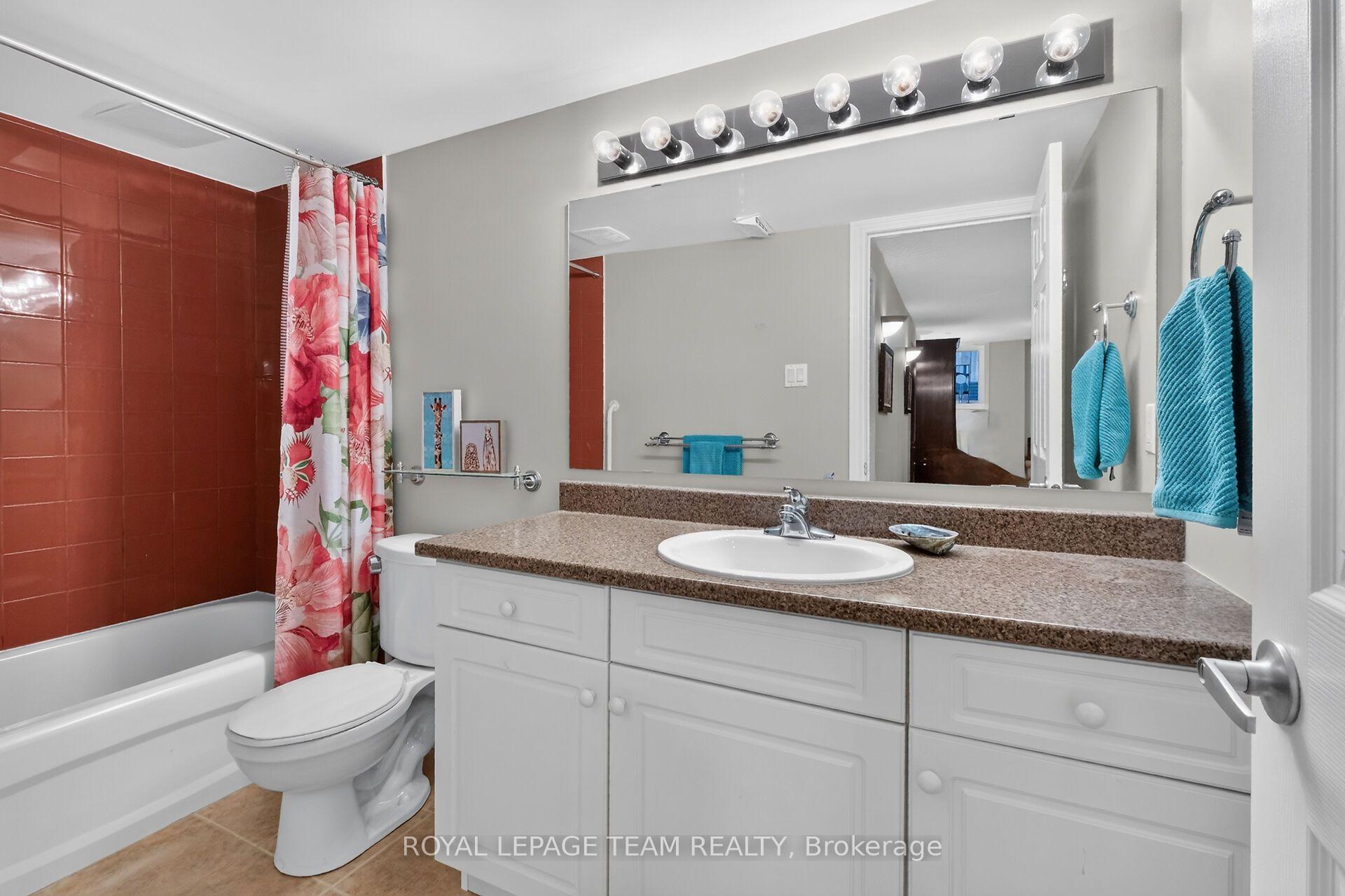 Photo 37 of 66 Evelyn Powers Private, Ottawa, Stittsville (South) — HOMEH