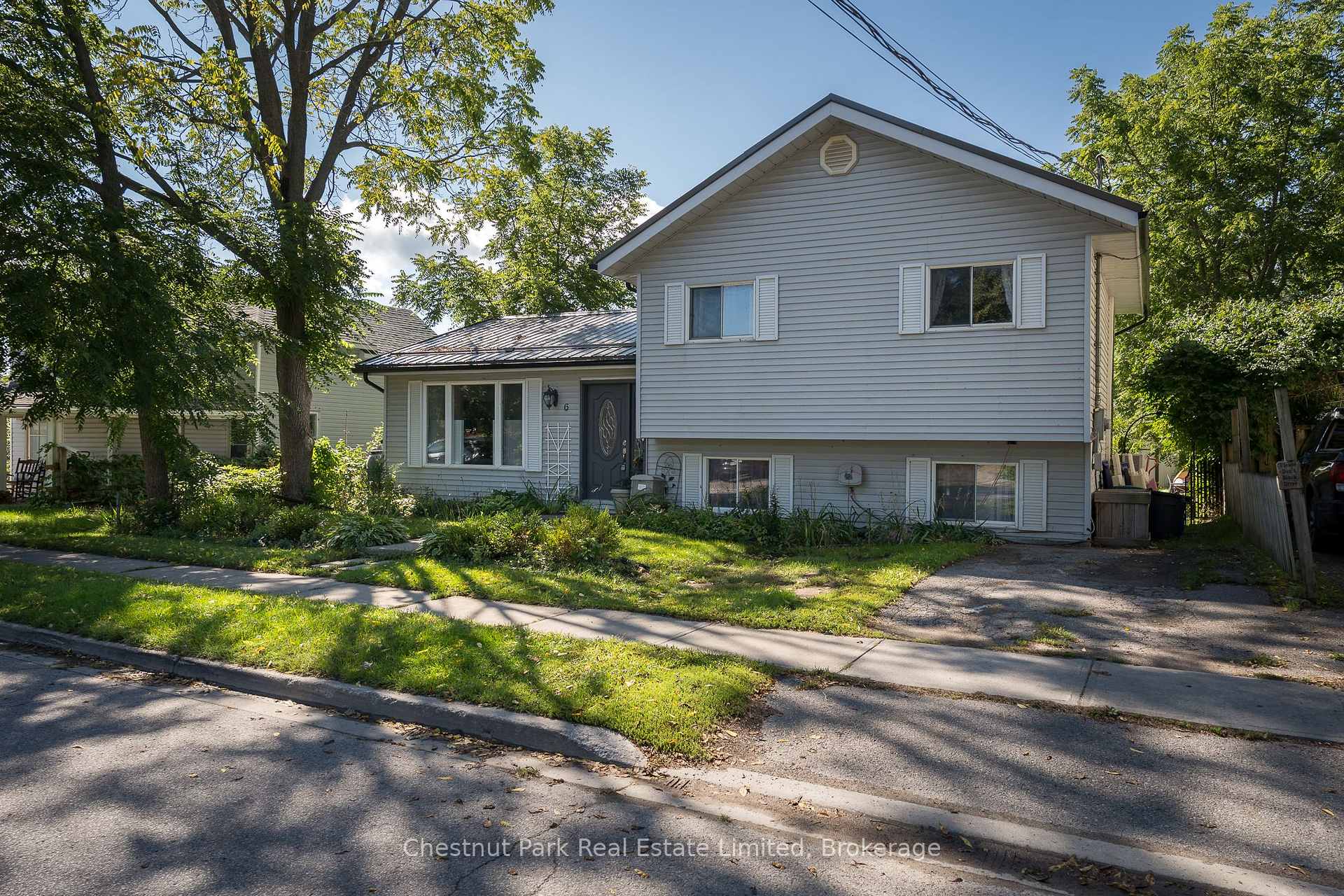Photo 3 of 6 Spencer Street, Prince Edward County, Picton Ward — HOMEH