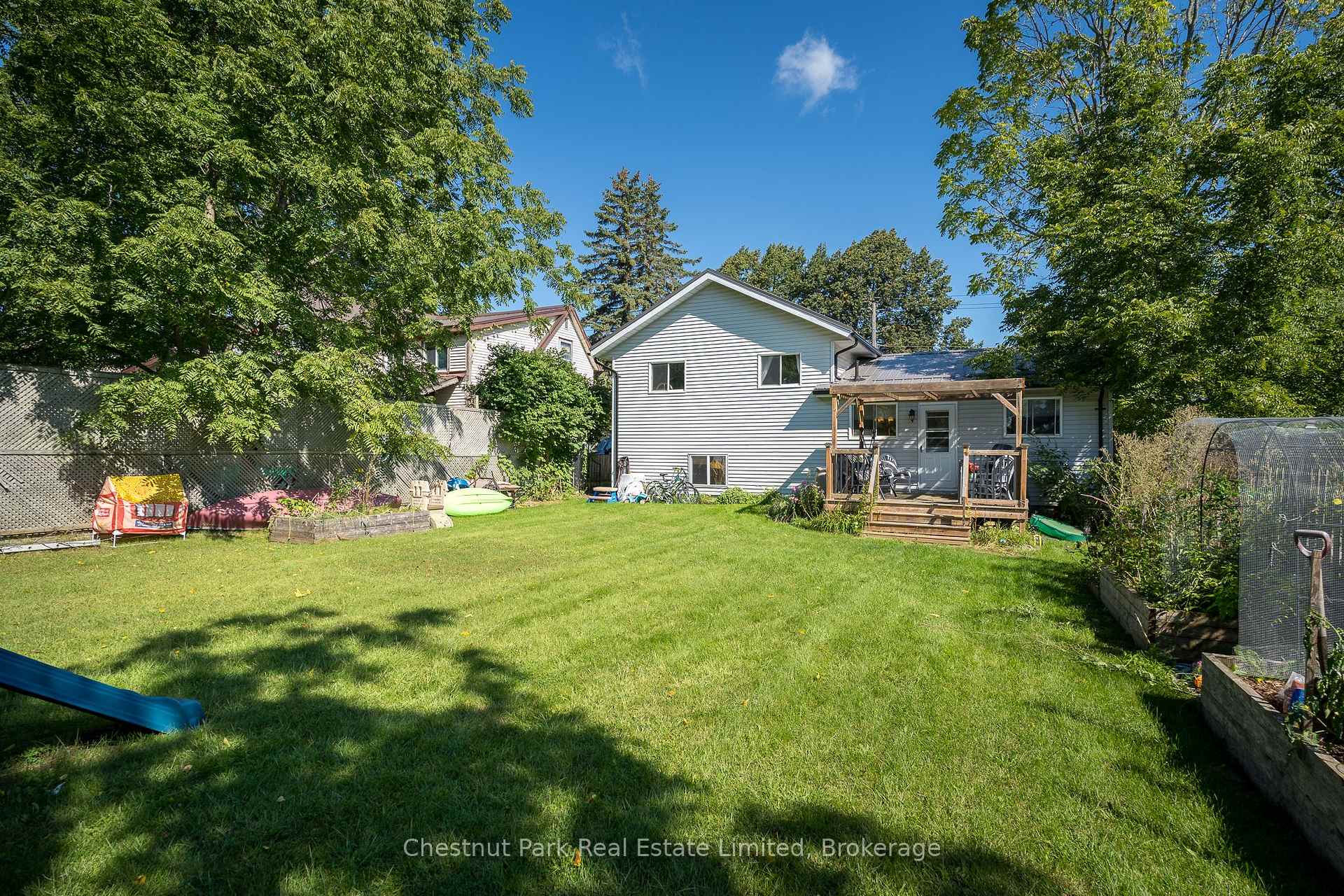 Photo 30 of 6 Spencer Street, Prince Edward County, Picton Ward — HOMEH