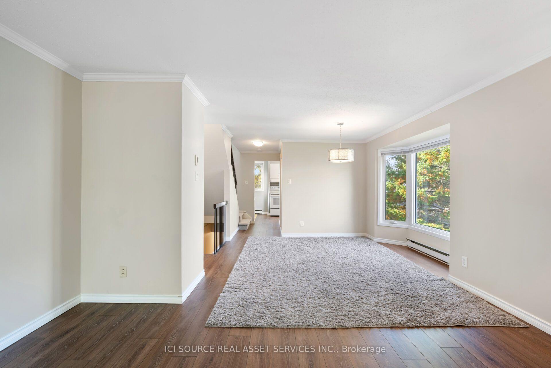 Photo 12 of 6754B Jeanne-d'Arc Boulevard N, Ottawa, Convent Glen North — HOMEH
