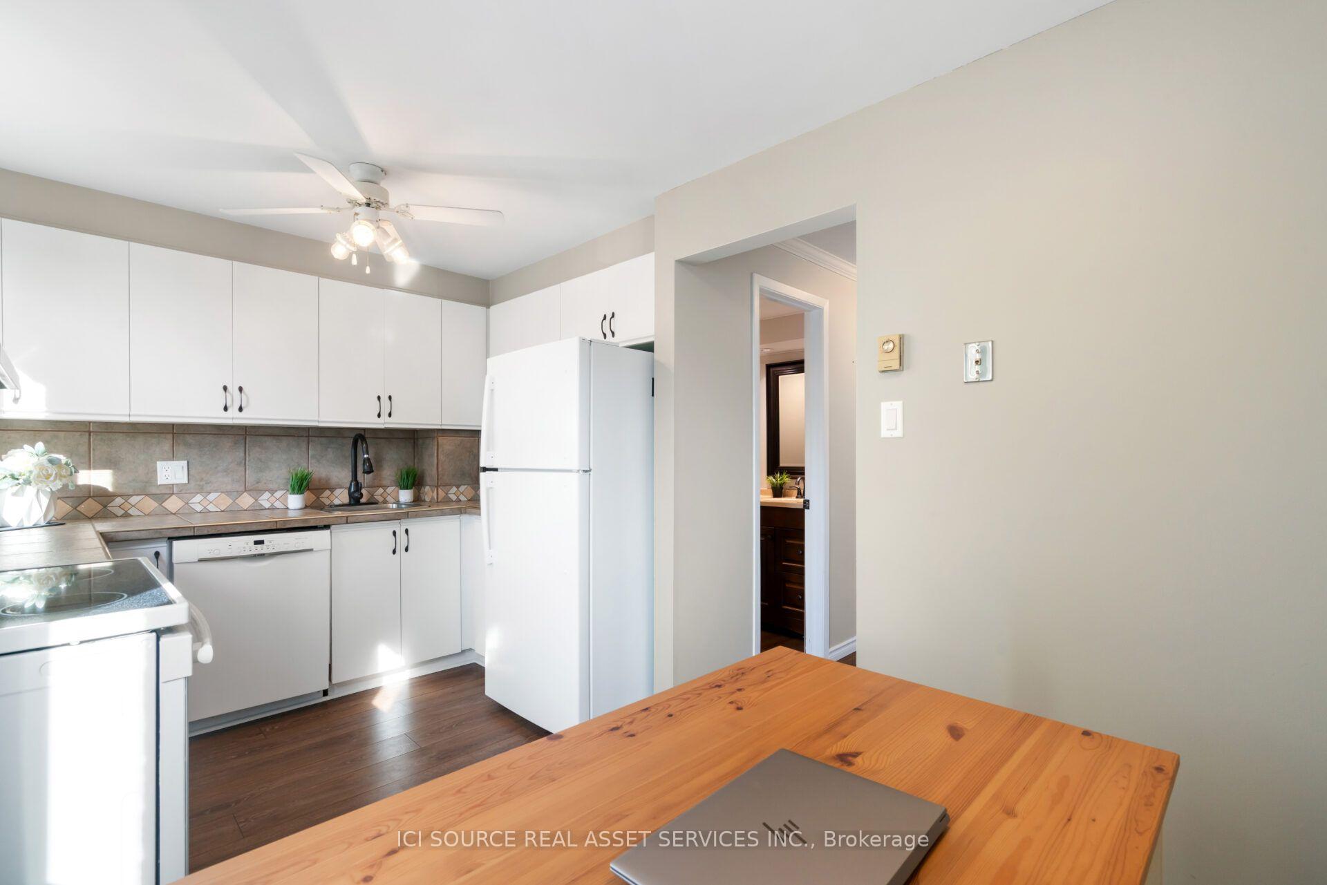 Photo 15 of 6754B Jeanne-d'Arc Boulevard N, Ottawa, Convent Glen North — HOMEH