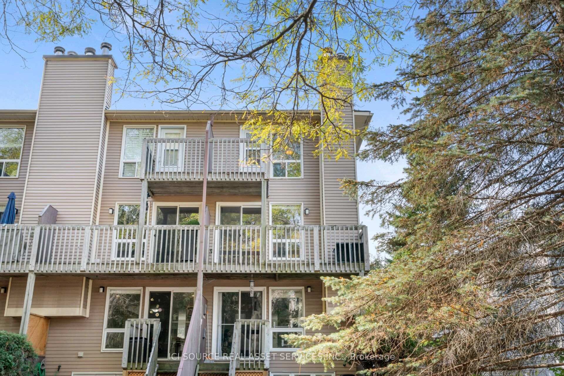 Photo 31 of 6754B Jeanne-d'Arc Boulevard N, Ottawa, Convent Glen North — HOMEH