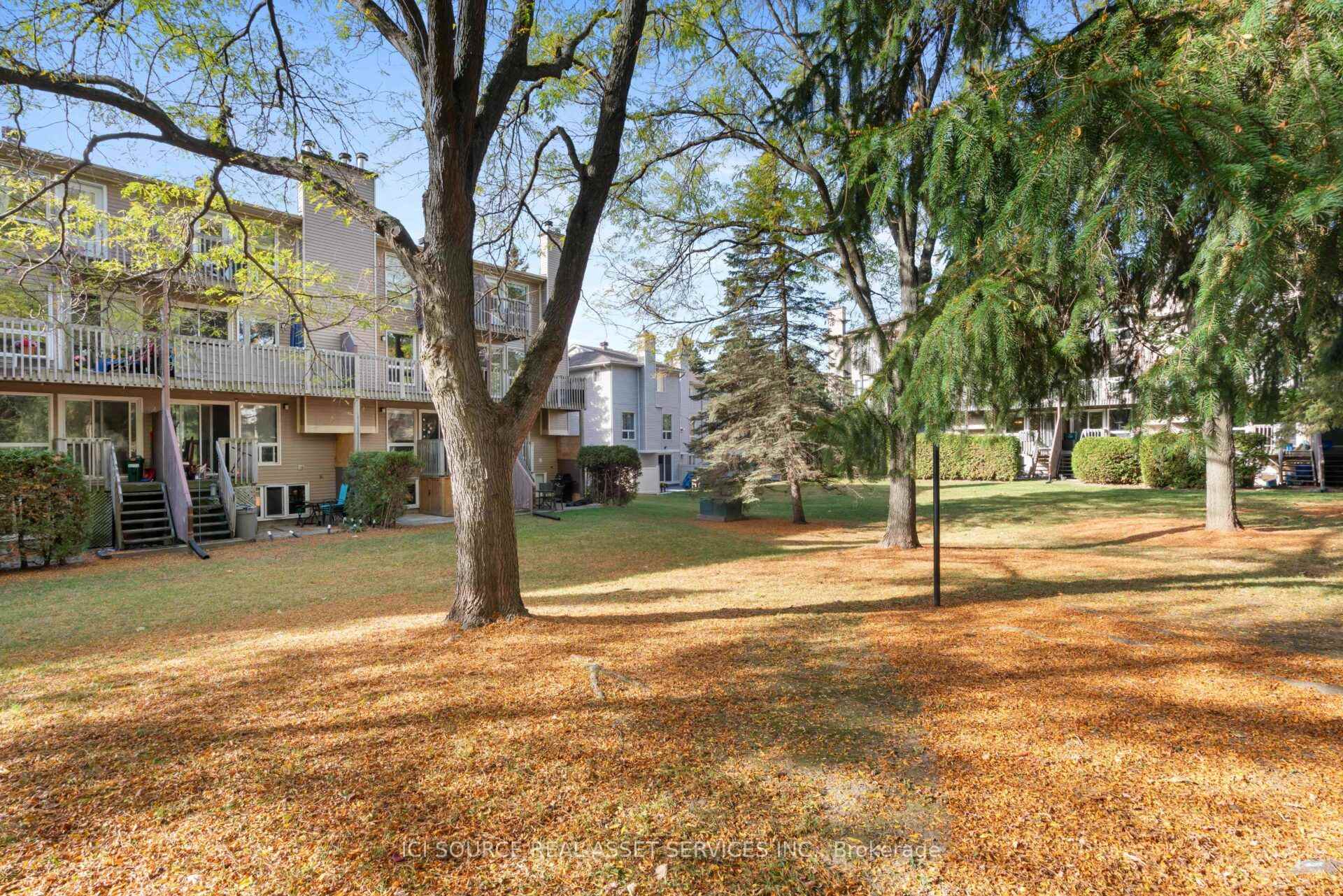 Photo 35 of 6754B Jeanne-d'Arc Boulevard N, Ottawa, Convent Glen North — HOMEH