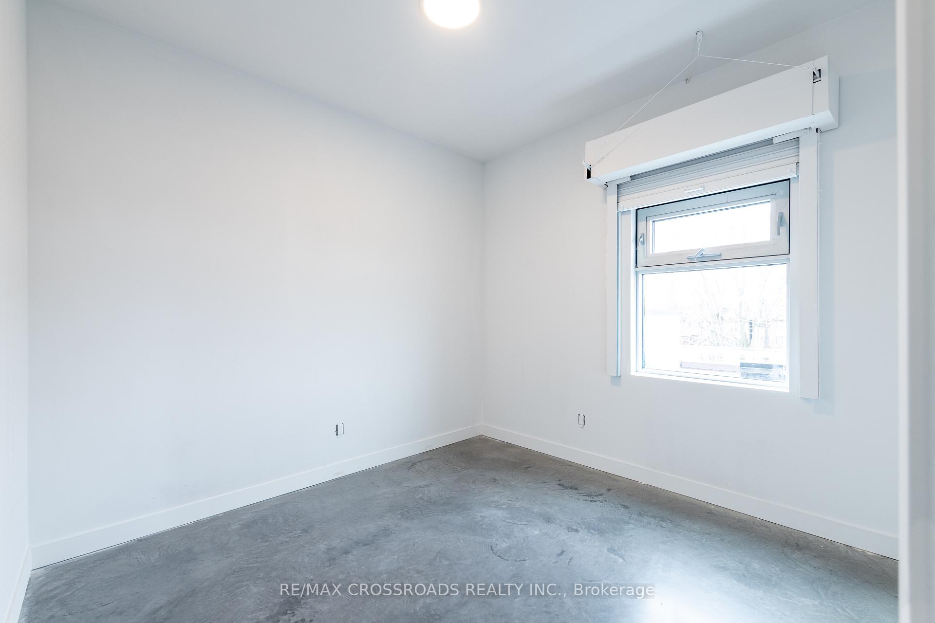 Photo 6 of Unit 3A, 3333 Dundas Street W, Toronto, Junction Area — HOMEH