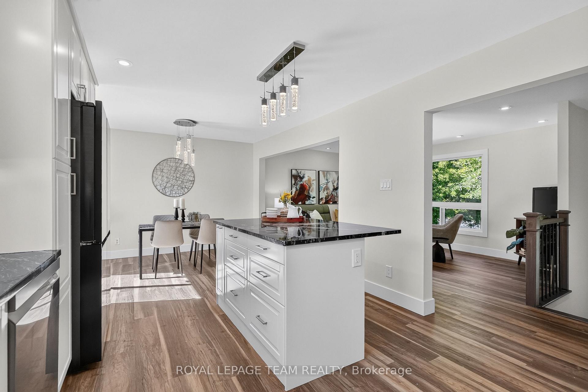 Photo 23 of 6614 Parkway Road, Ottawa, Greely — HOMEH