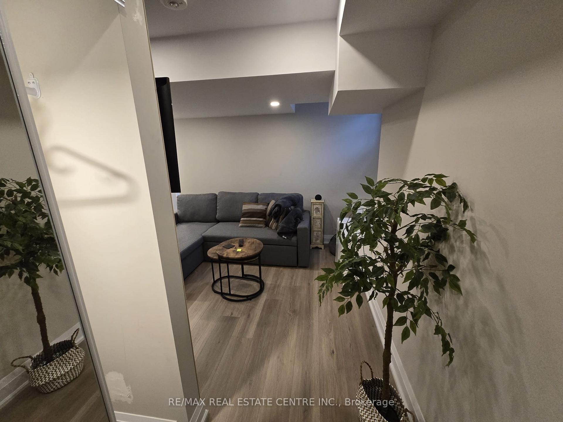 Photo 15 of Unit Bsmt., 1412 Rose Way, Milton, Cobban — HOMEH