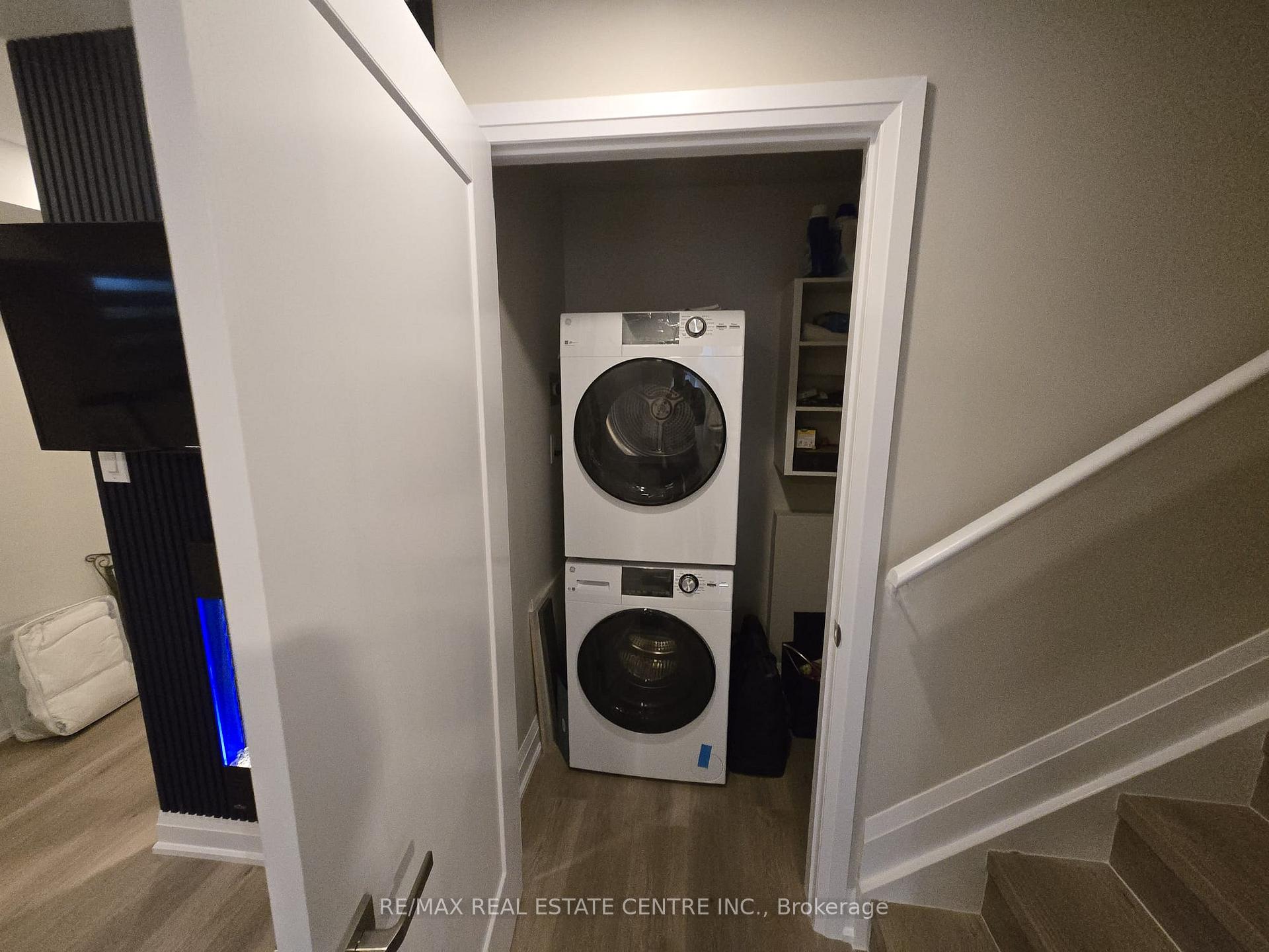 Photo 32 of Unit Bsmt., 1412 Rose Way, Milton, Cobban — HOMEH
