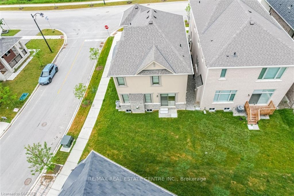 Photo 39 of Unit Bsmt., 1412 Rose Way, Milton, Cobban — HOMEH