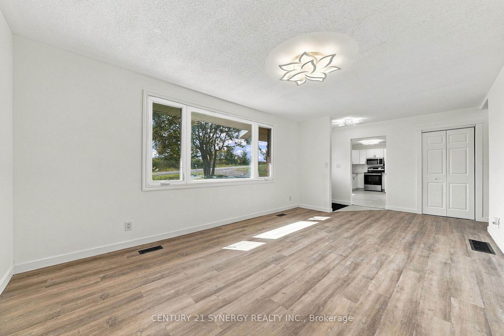 Photo 7 of 696 Whites Road, Quinte West, Sidney Ward — HOMEH