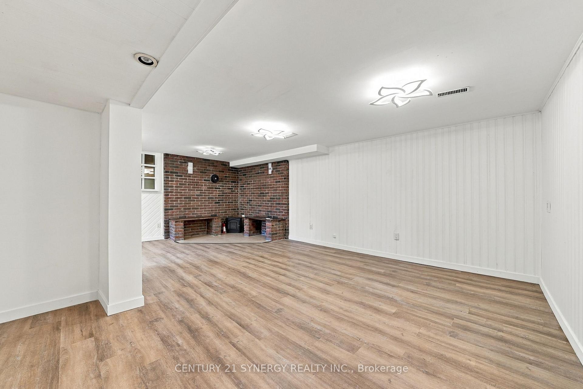 Photo 27 of 696 Whites Road, Quinte West, Sidney Ward — HOMEH