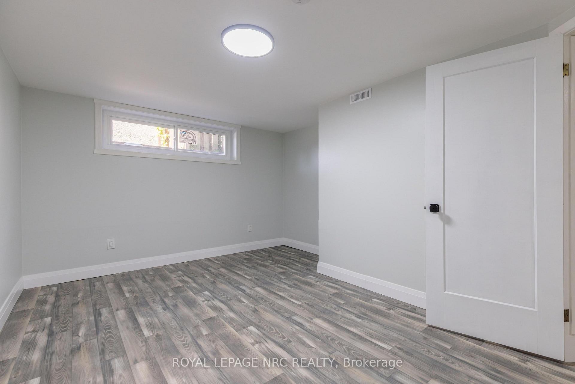 Photo 21 of 21 Silverdale Drive, St. Catharines, Vine/Linwell — HOMEH