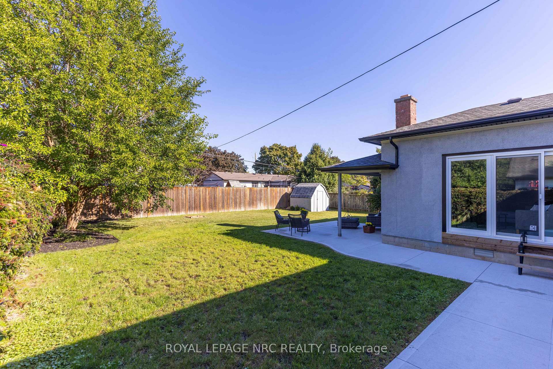 Photo 32 of 21 Silverdale Drive, St. Catharines, Vine/Linwell — HOMEH