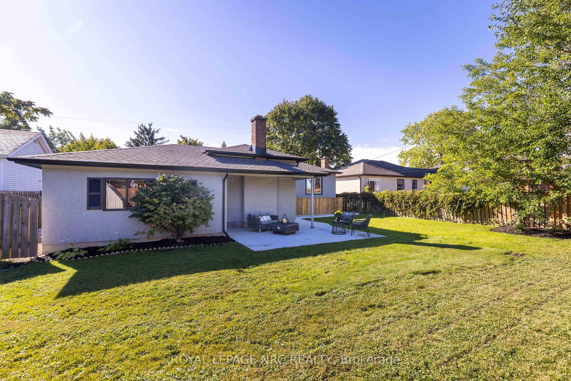 Photo 34 of 21 Silverdale Drive, St. Catharines, Vine/Linwell — HOMEH