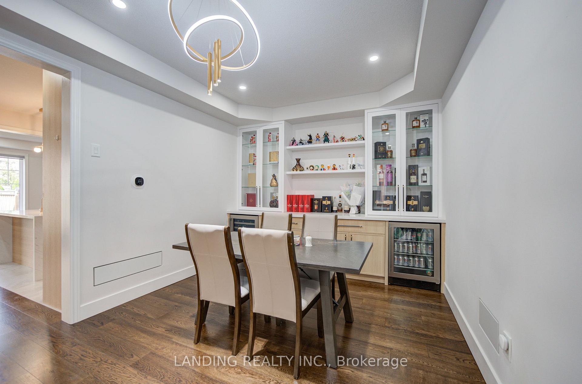 Photo 5 of 118 Beckett Avenue, Markham, Berczy — HOMEH