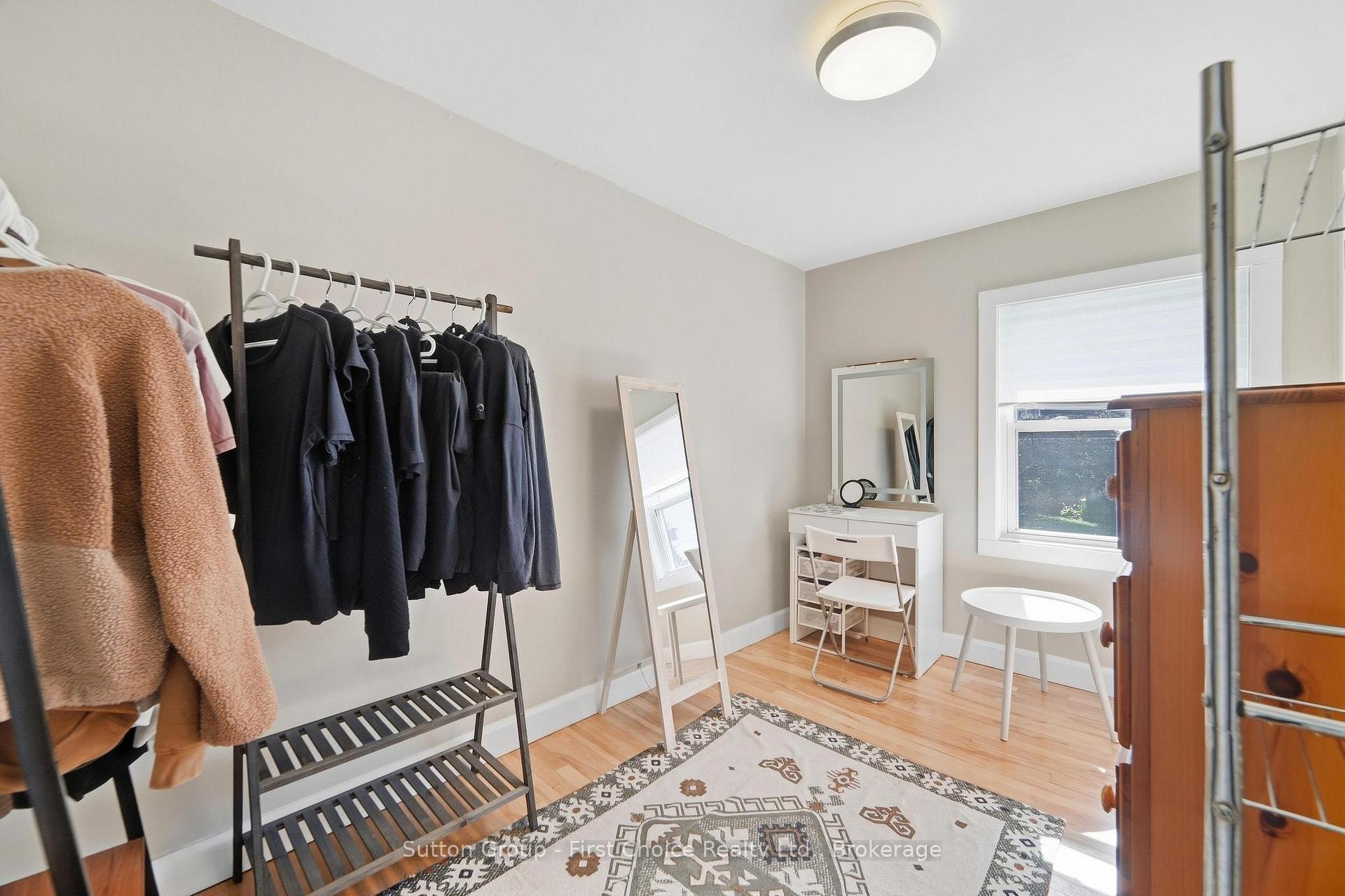 Photo 26 of 17 Regina Road, Huron East, Vanastra — HOMEH