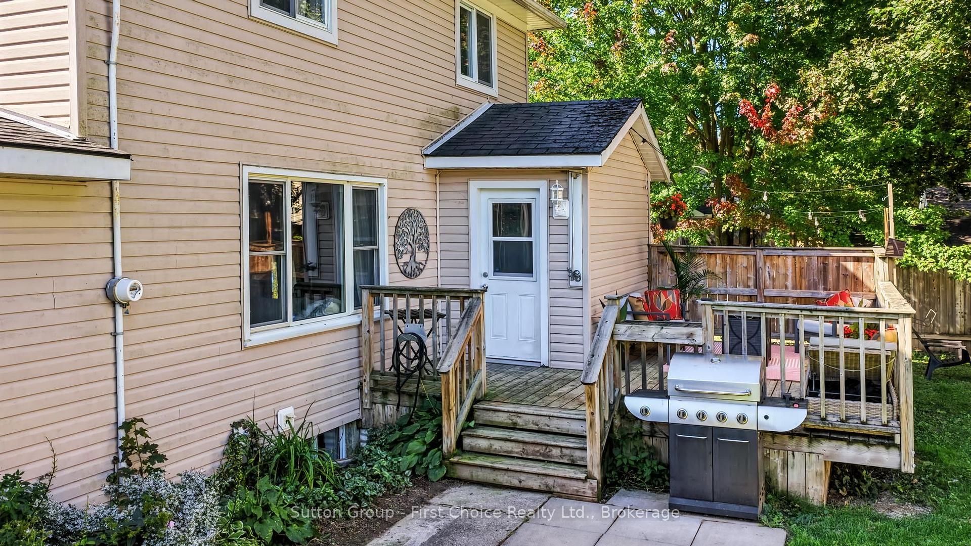 Photo 44 of 17 Regina Road, Huron East, Vanastra — HOMEH