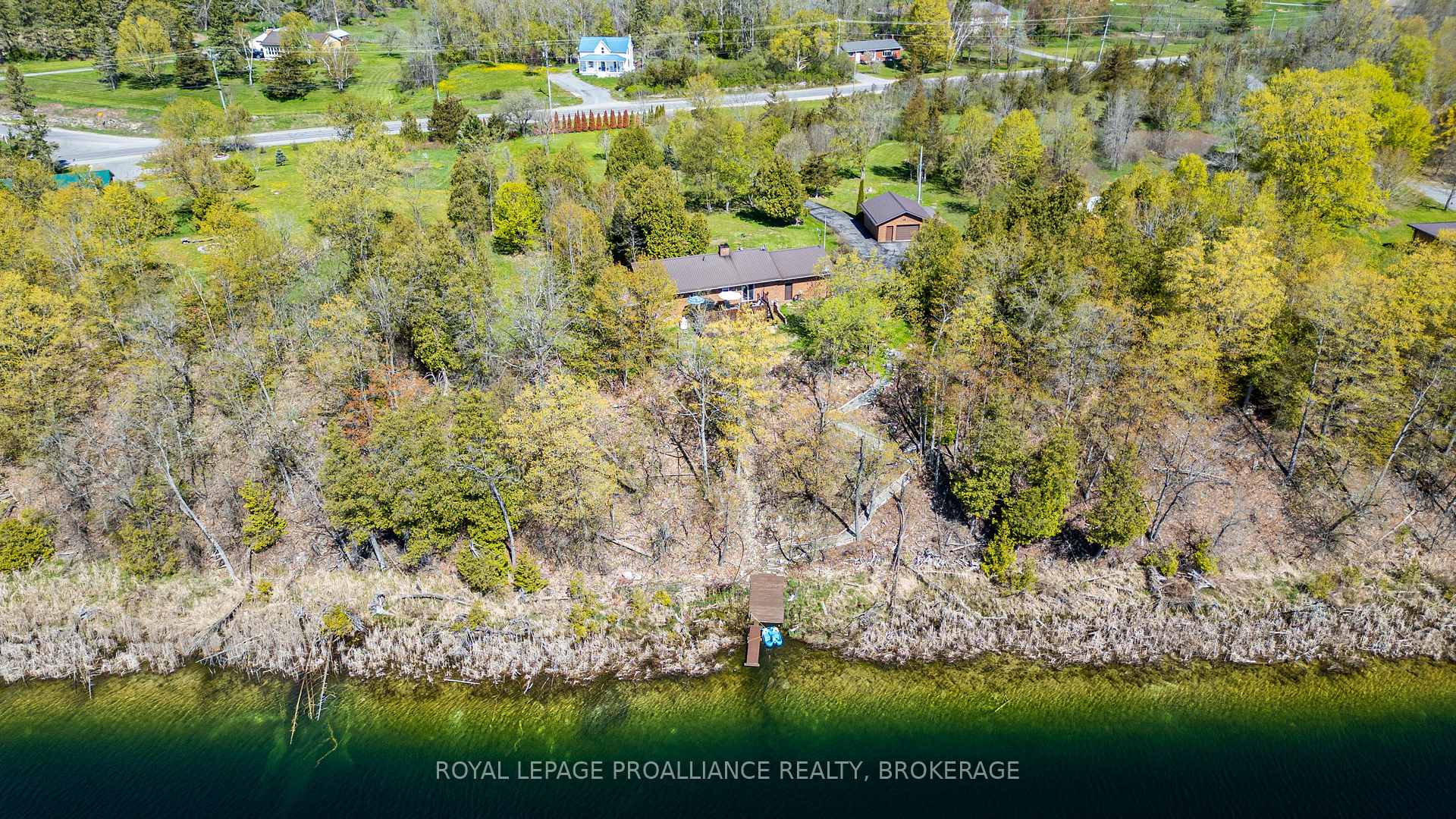Photo 3 of 4822 Battersea Road, Frontenac, Frontenac South — HOMEH