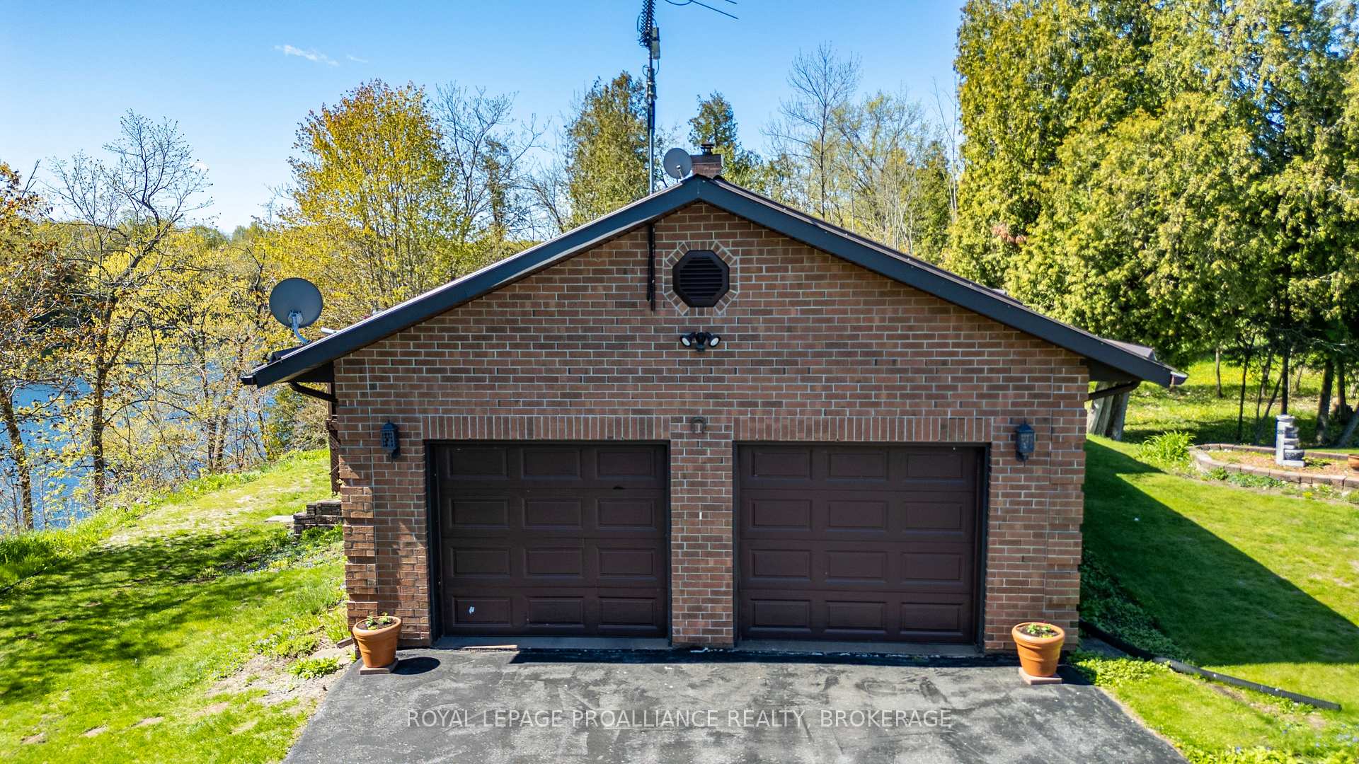 Photo 8 of 4822 Battersea Road, Frontenac, Frontenac South — HOMEH