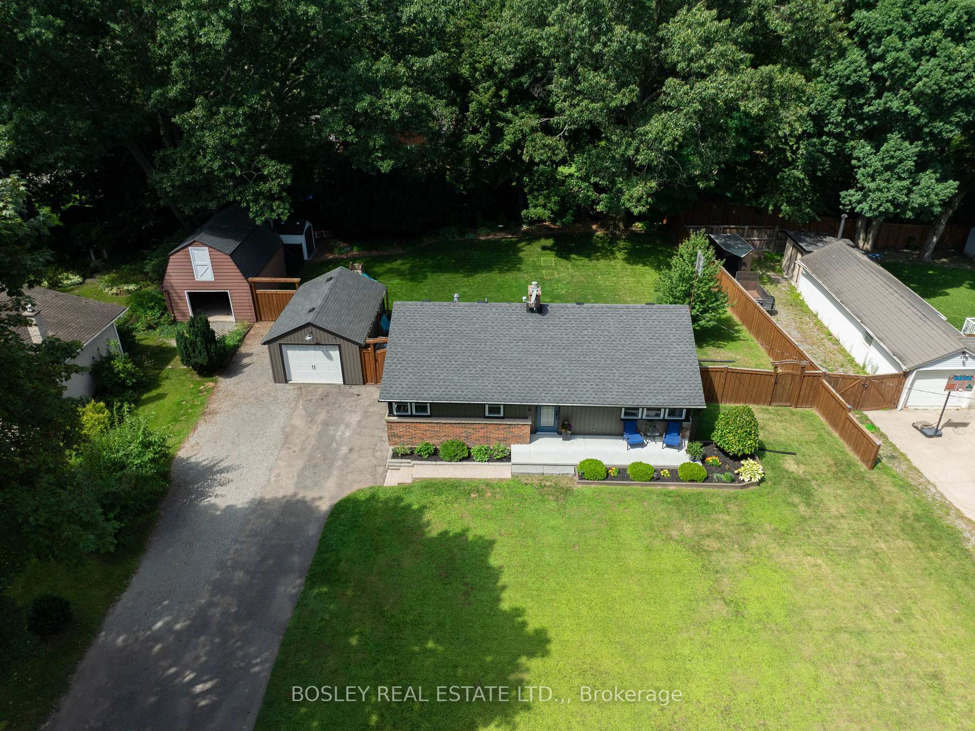 Photo 9 of 1180 Sunset Drive, Pelham, Fenwick — HOMEH