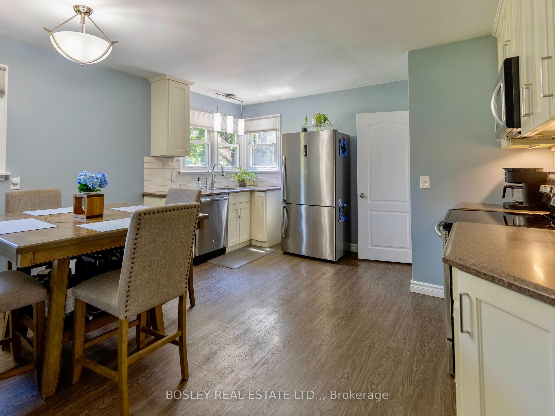 Photo 12 of 1180 Sunset Drive, Pelham, Fenwick — HOMEH
