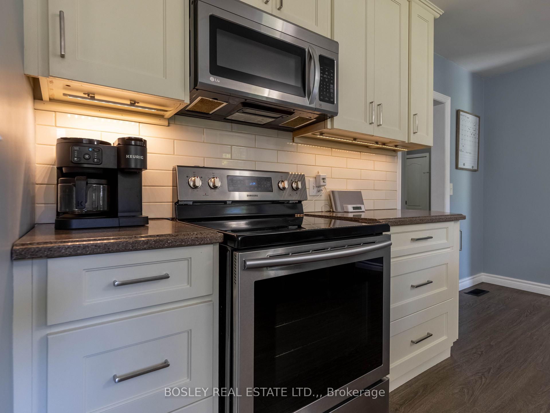 Photo 14 of 1180 Sunset Drive, Pelham, Fenwick — HOMEH