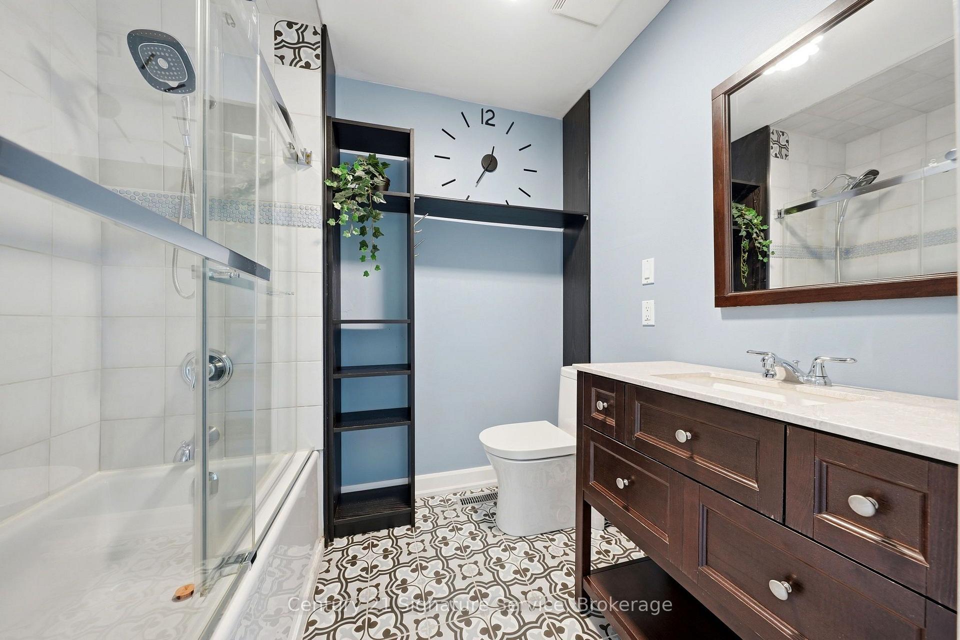 Photo 22 of Unit 8, 500 Silverthorne Crescent, Mississauga, Hurontario — HOMEH