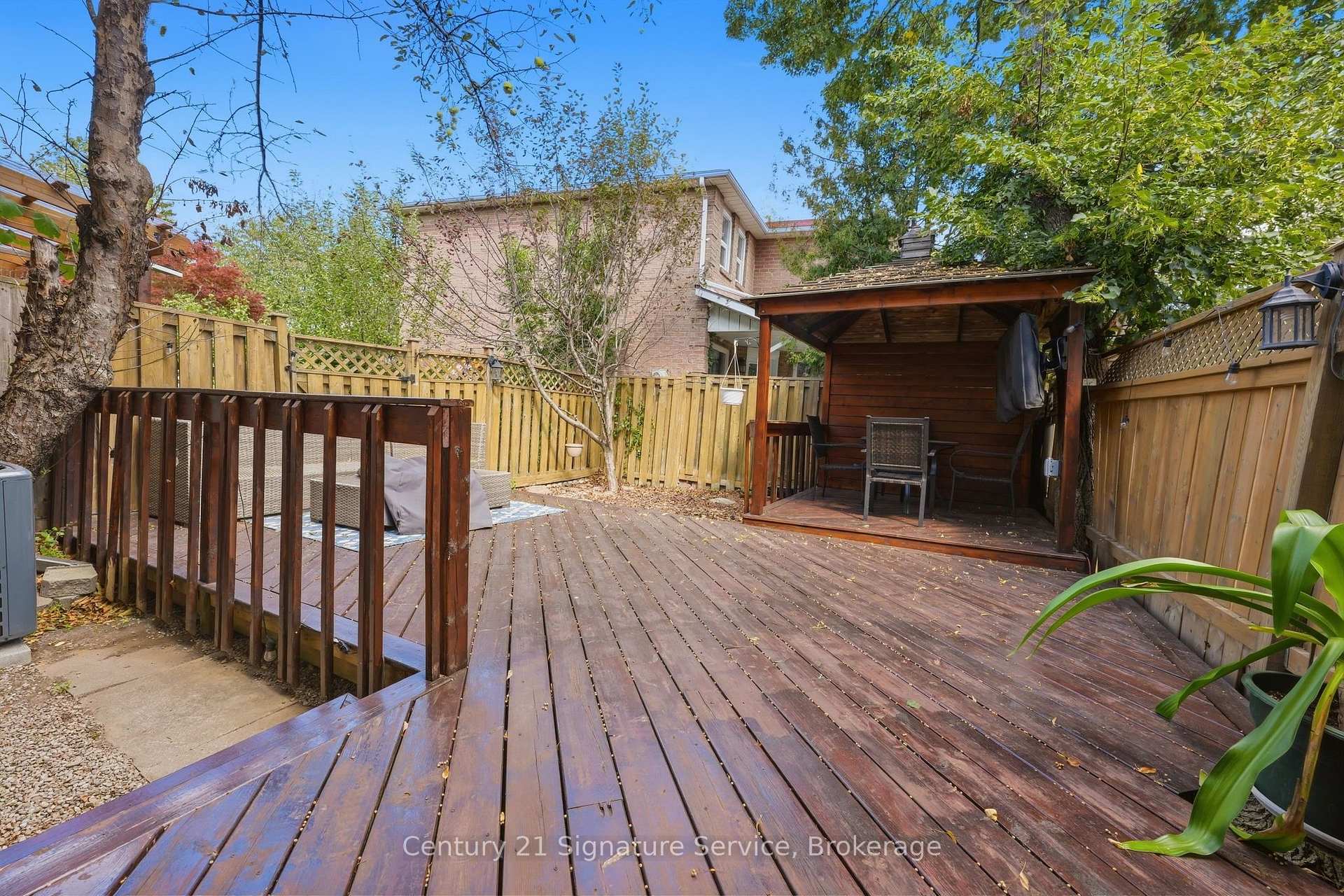 Photo 27 of Unit 8, 500 Silverthorne Crescent, Mississauga, Hurontario — HOMEH