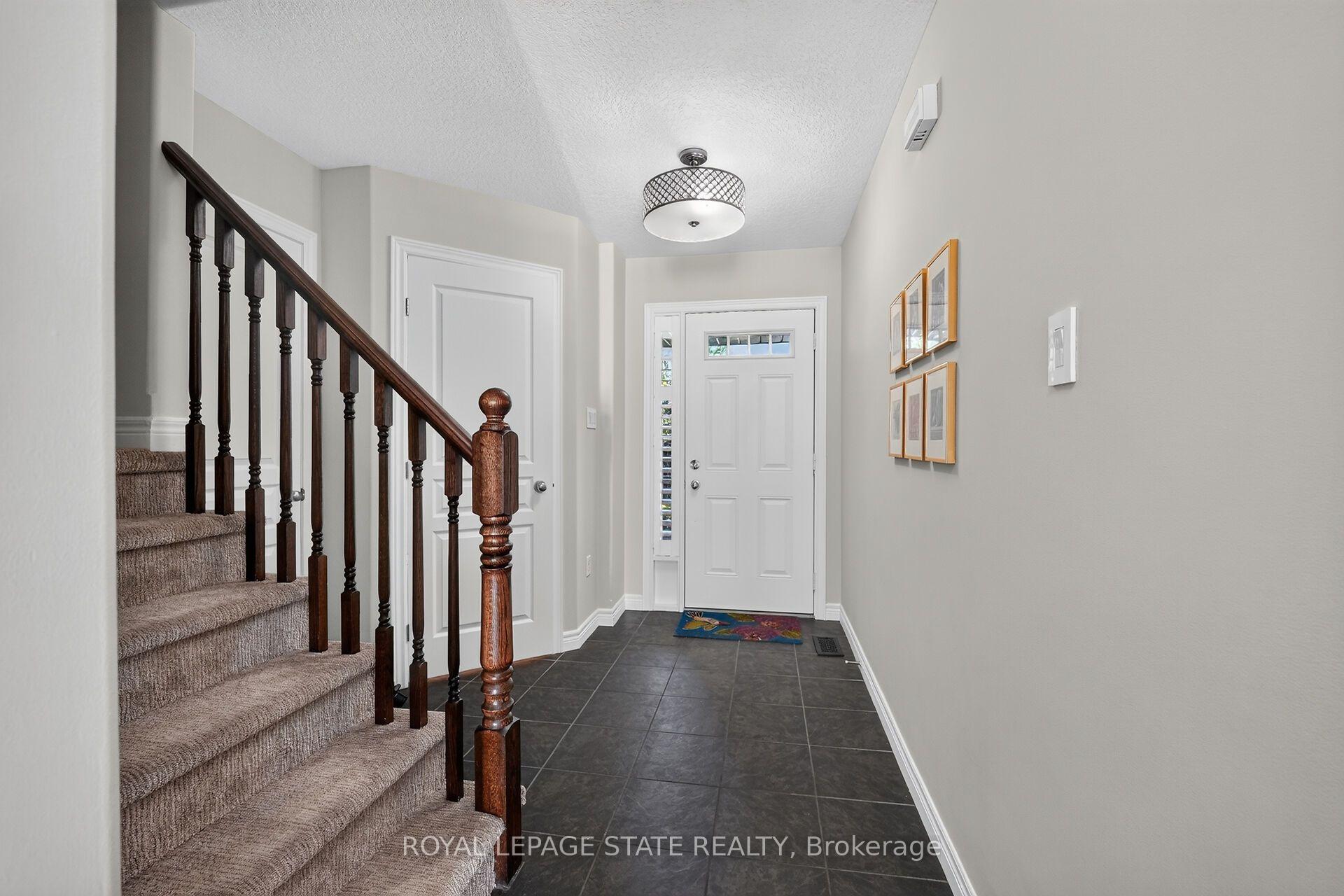 Photo 8 of 69 Sumner Crescent, Grimsby, Grimsby Beach — HOMEH