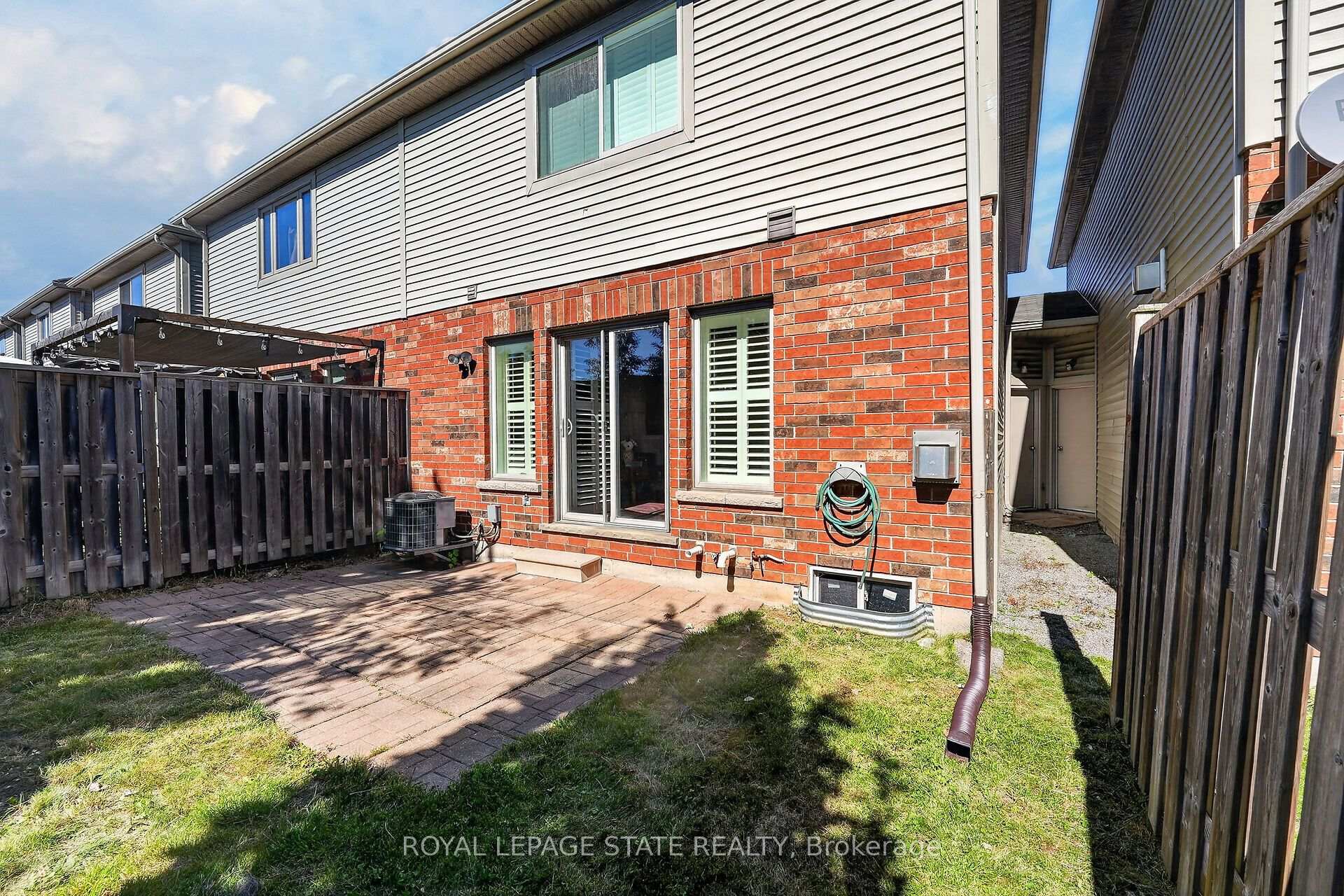 Photo 33 of 69 Sumner Crescent, Grimsby, Grimsby Beach — HOMEH