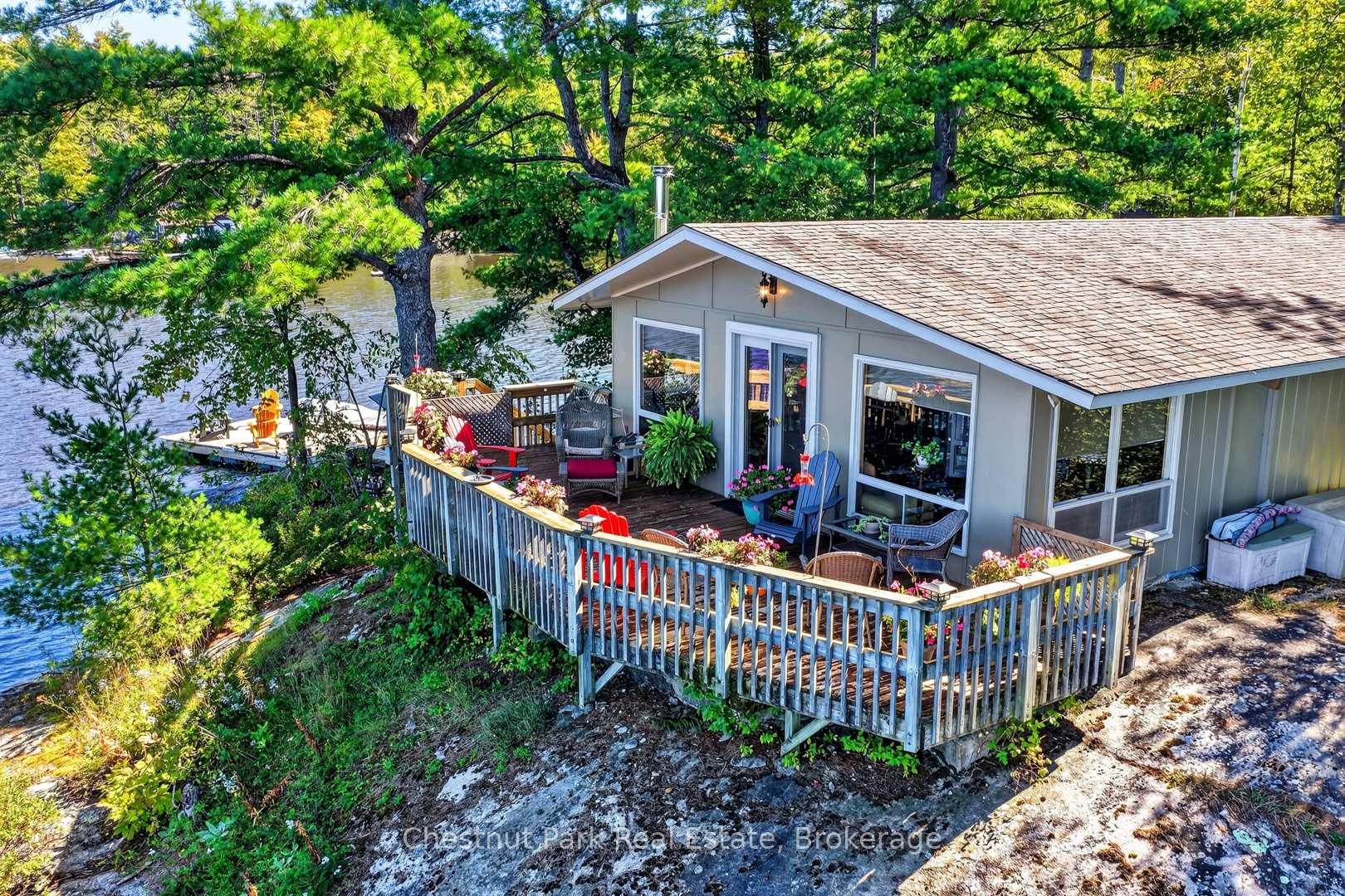 Photo 4 of 1048 Nora Lane, Gravenhurst, Ryde — HOMEH