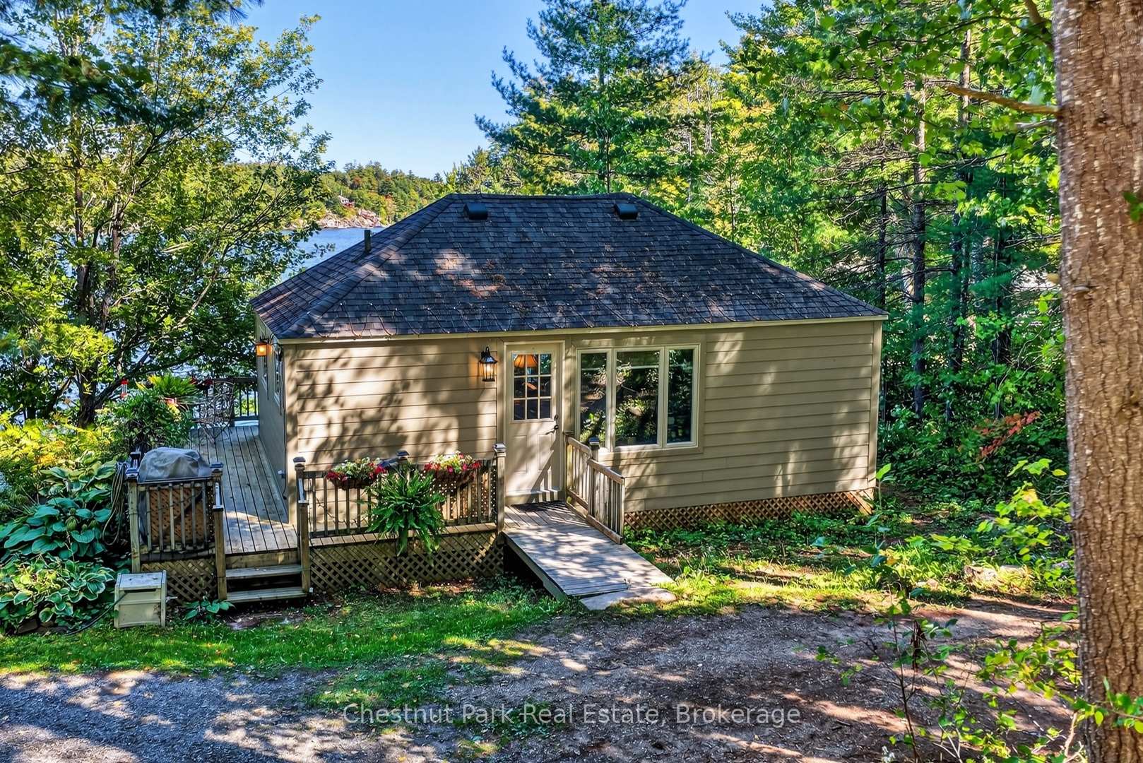 Photo 39 of 1048 Nora Lane, Gravenhurst, Ryde — HOMEH