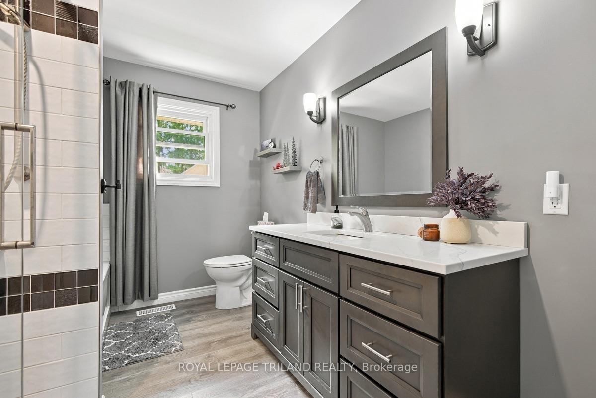 Photo 16 of 15198 St Ignatius Line, Chatham-Kent, Bothwell — HOMEH