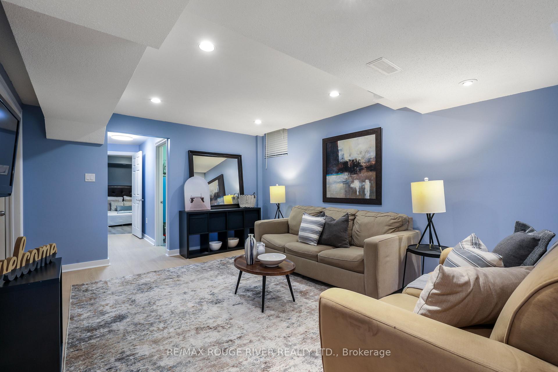 Photo 36 of 965 Ridge Valley Drive, Oshawa, Pinecrest — HOMEH