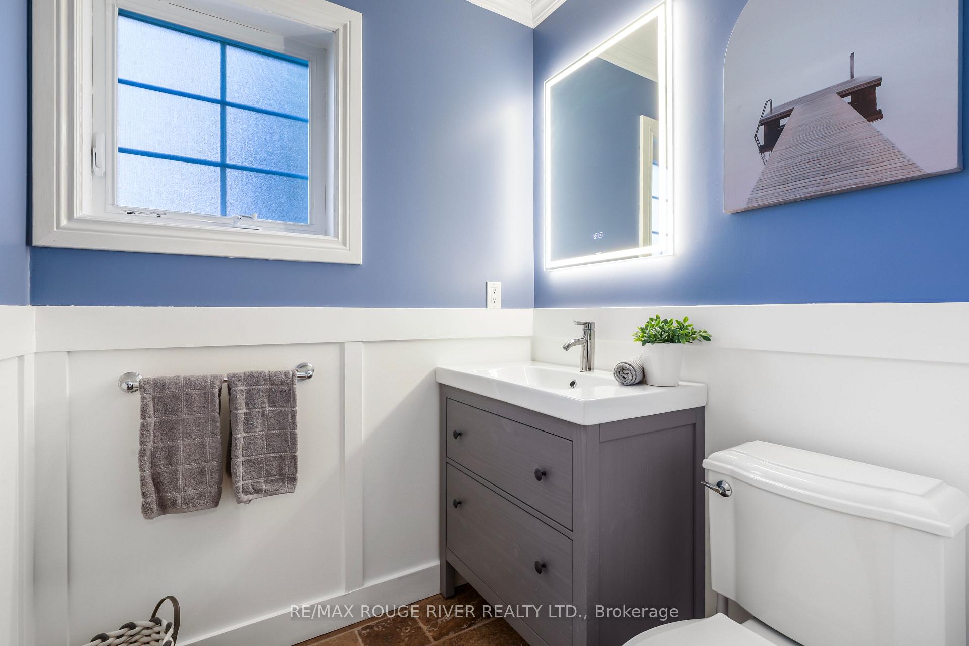 Photo 46 of 965 Ridge Valley Drive, Oshawa, Pinecrest — HOMEH