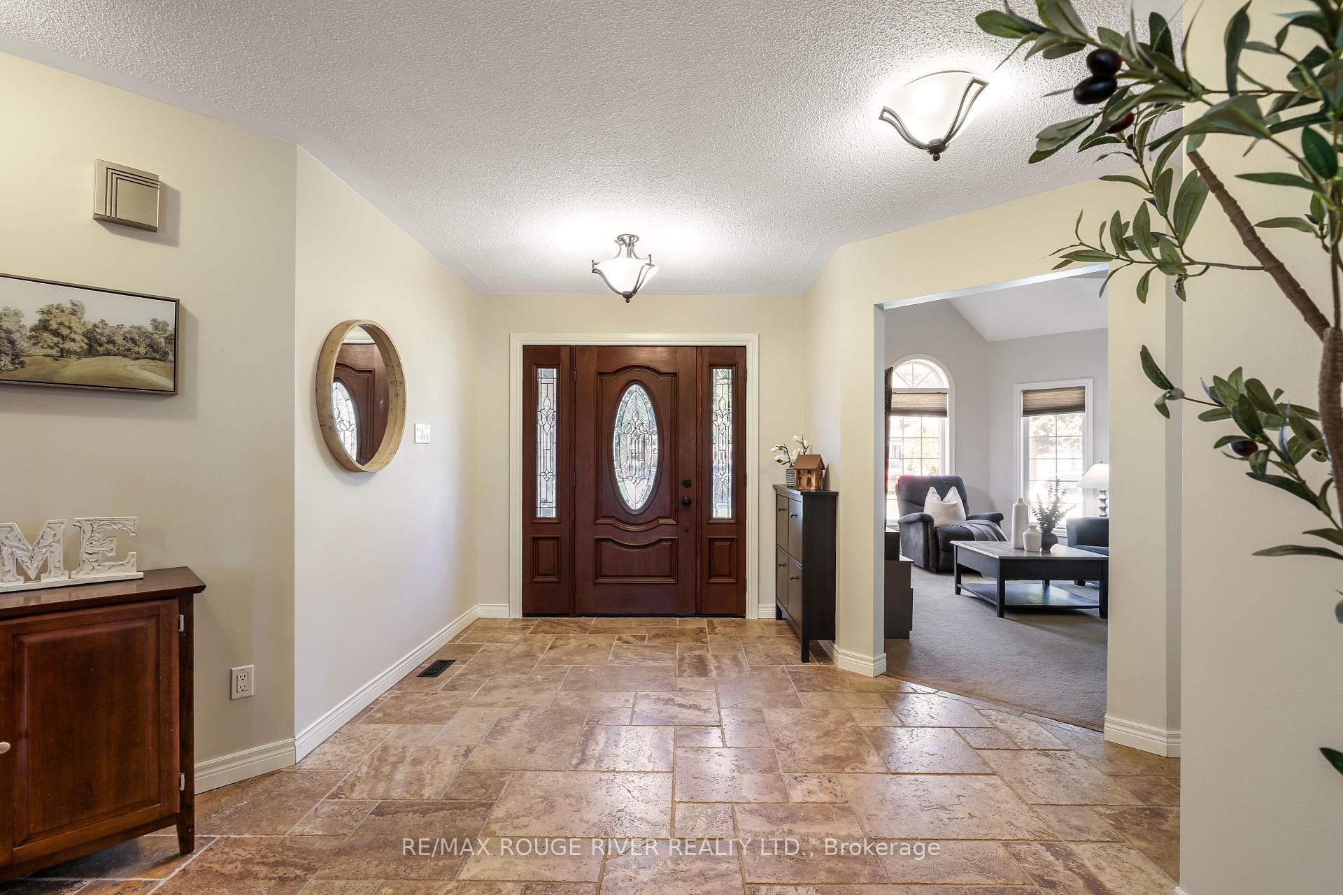 Photo 48 of 965 Ridge Valley Drive, Oshawa, Pinecrest — HOMEH