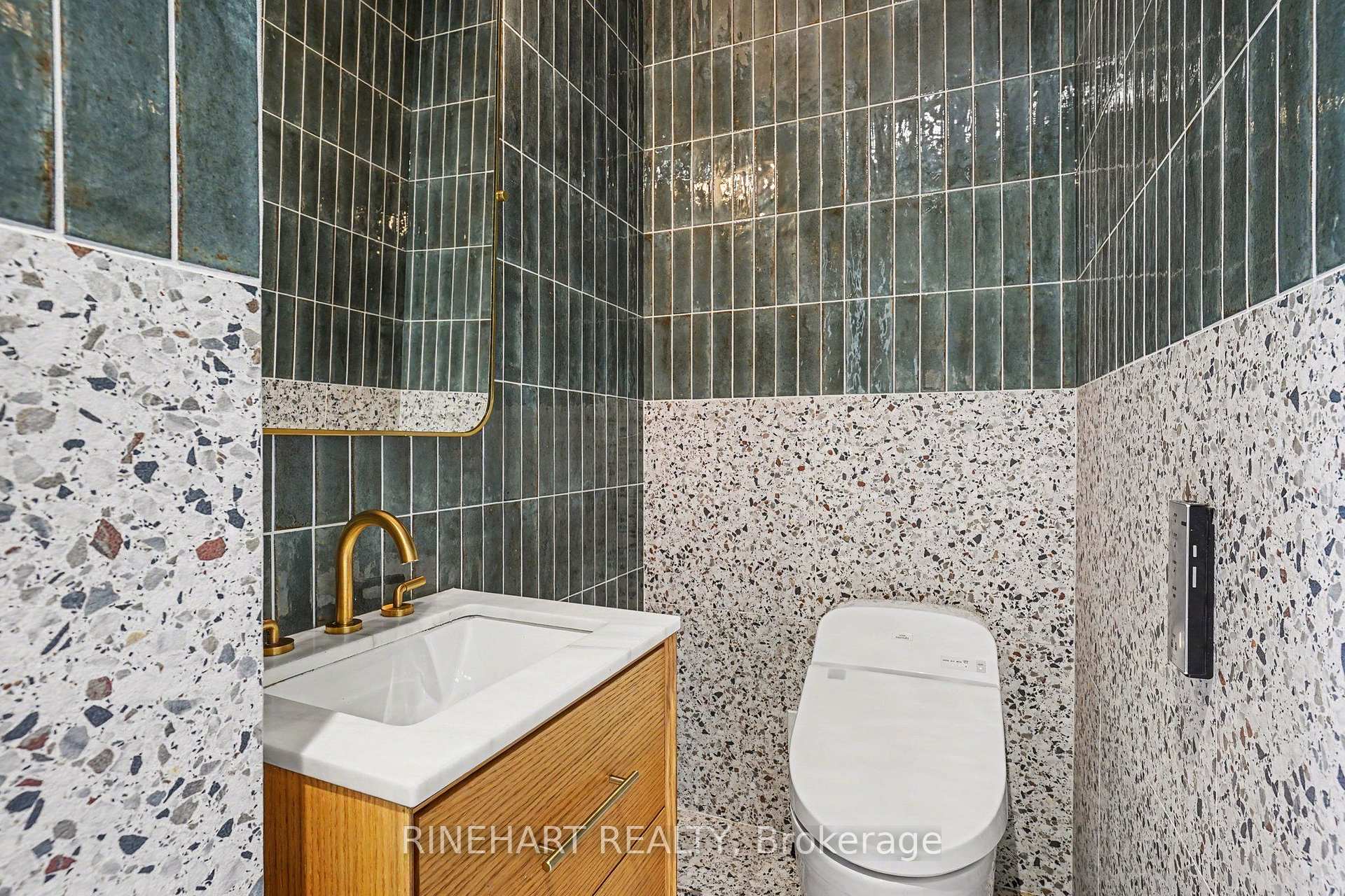 Photo 11 of 2082 Queensborough Gate, Mississauga, Central Erin Mills — HOMEH