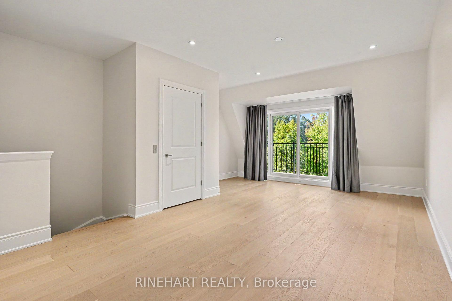 Photo 15 of 2082 Queensborough Gate, Mississauga, Central Erin Mills — HOMEH