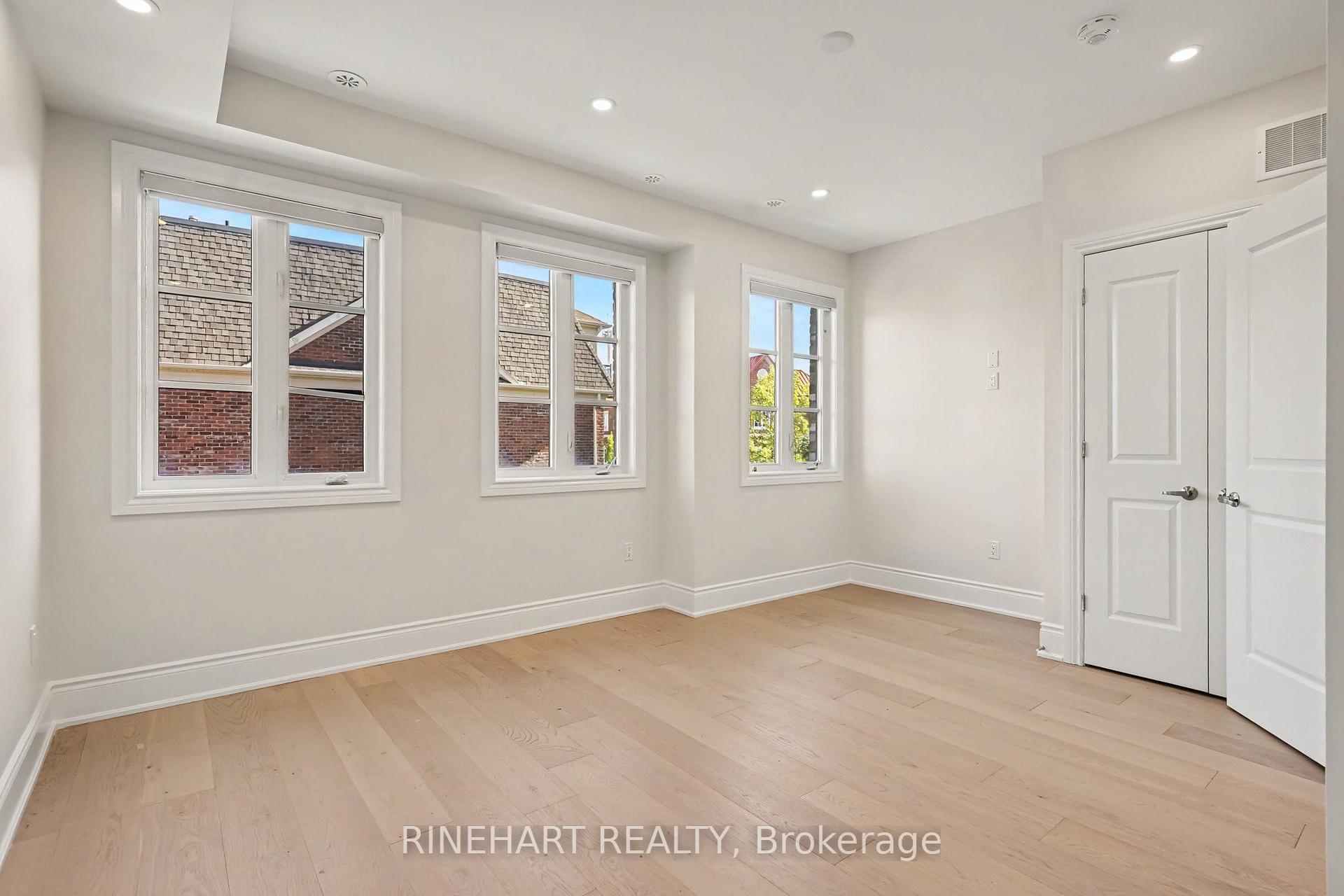 Photo 19 of 2082 Queensborough Gate, Mississauga, Central Erin Mills — HOMEH