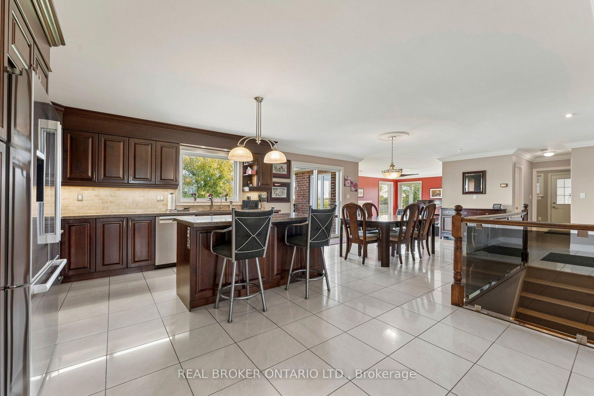 Photo 7 of 15191 Airport Road, Caledon, Rural Caledon — HOMEH