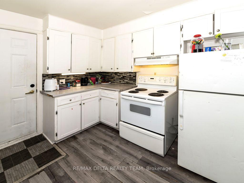 Photo 17 of 212 Mc Connell Avenue, Cornwall, Cornwall — HOMEH