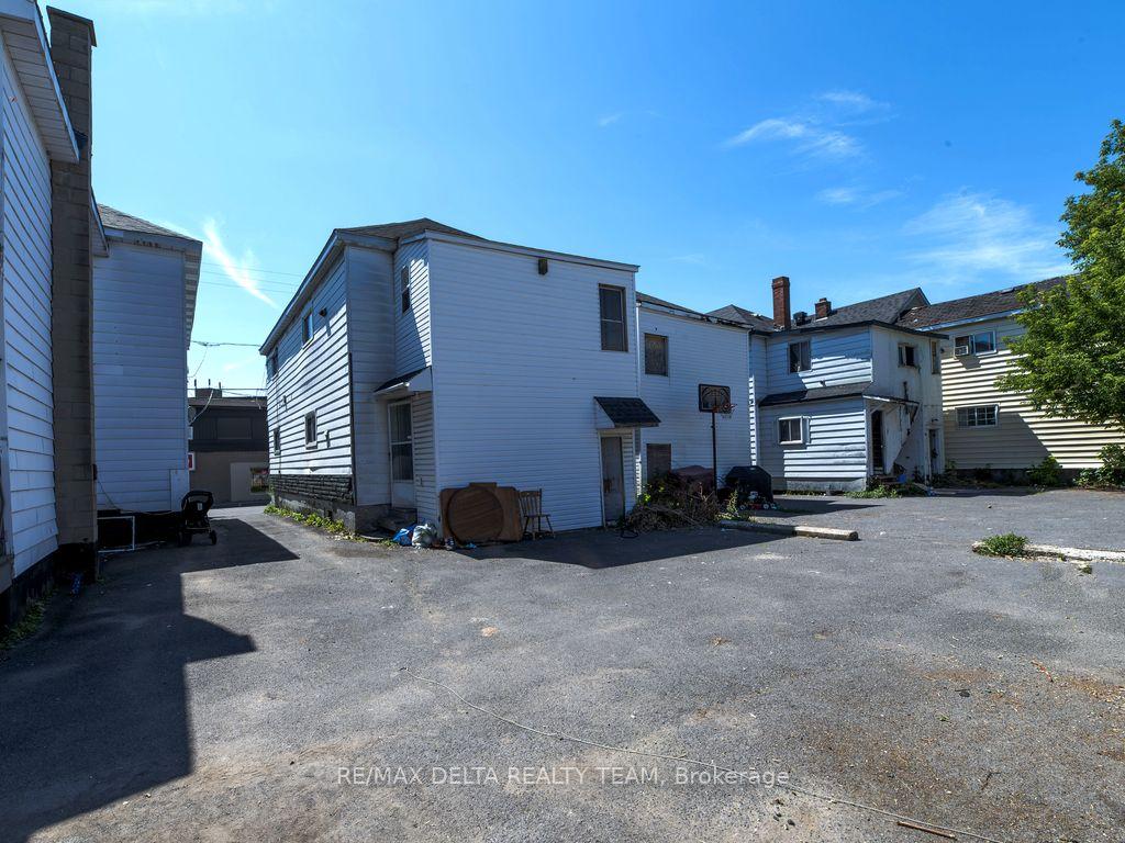 Photo 26 of 212 Mc Connell Avenue, Cornwall, Cornwall — HOMEH