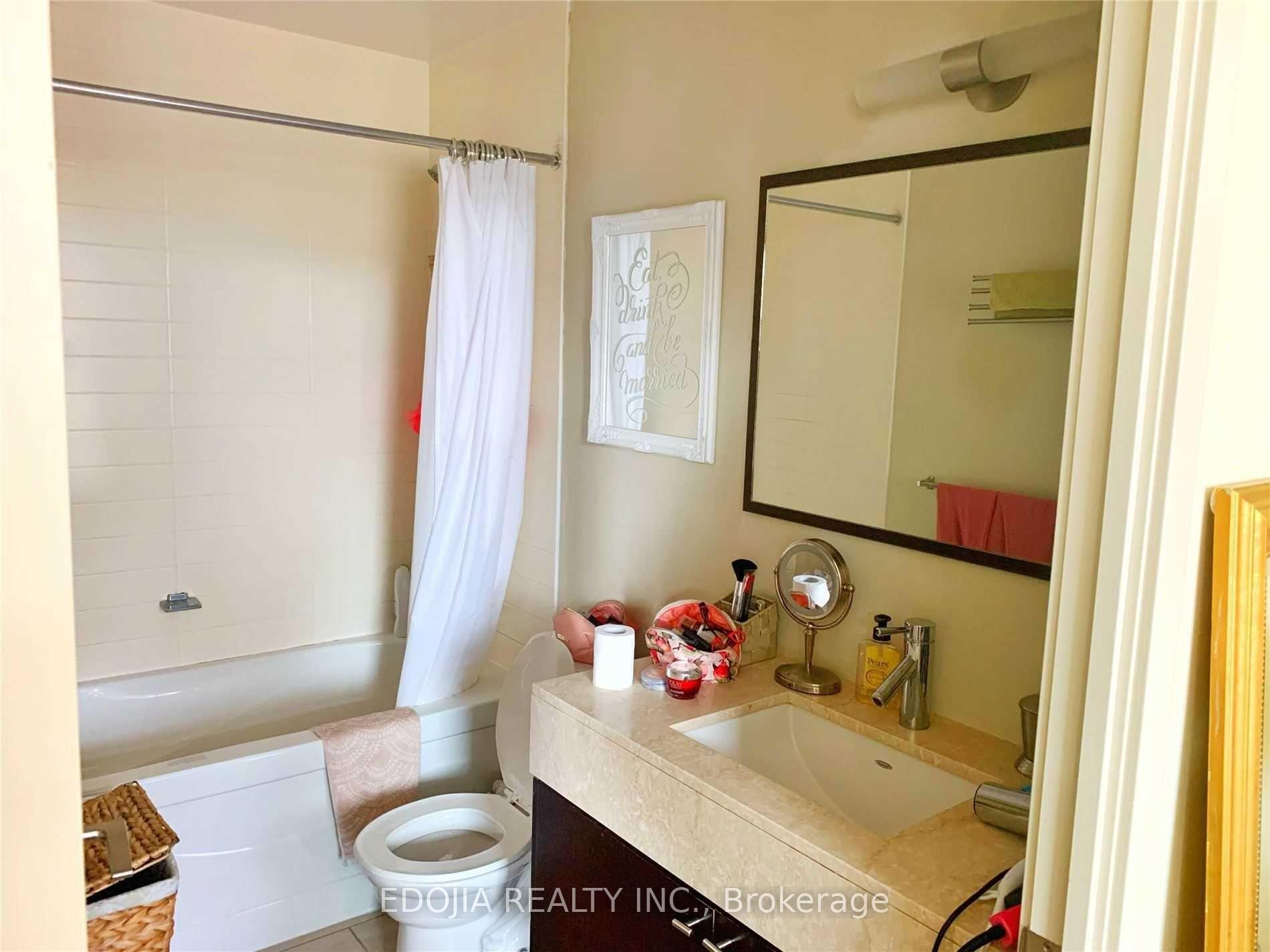 Photo 9 of Unit 1121, 21 Nelson Street, Toronto, Waterfront Communities — HOMEH