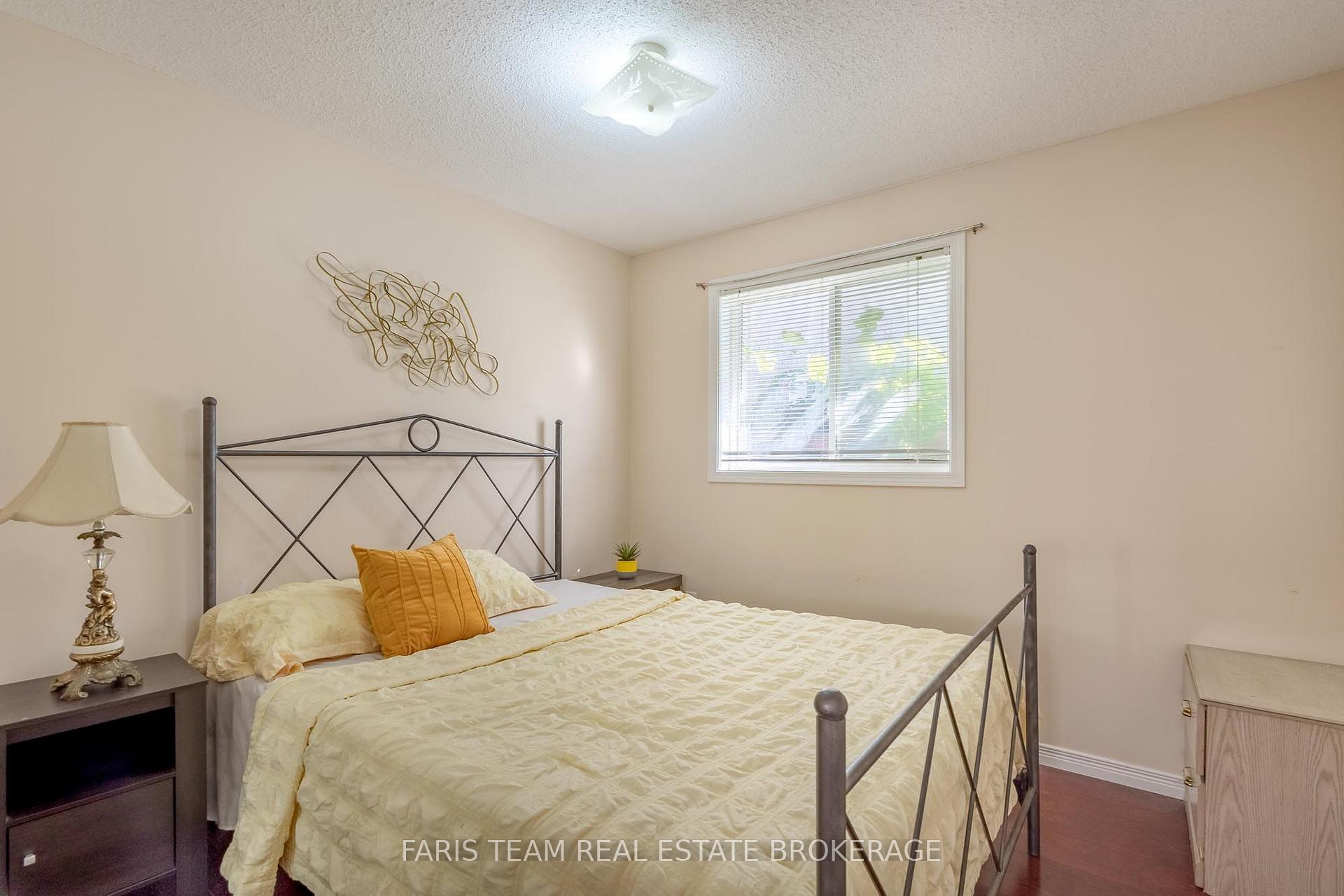 Photo 18 of 41 Irene Drive, Barrie, Painswick South — HOMEH