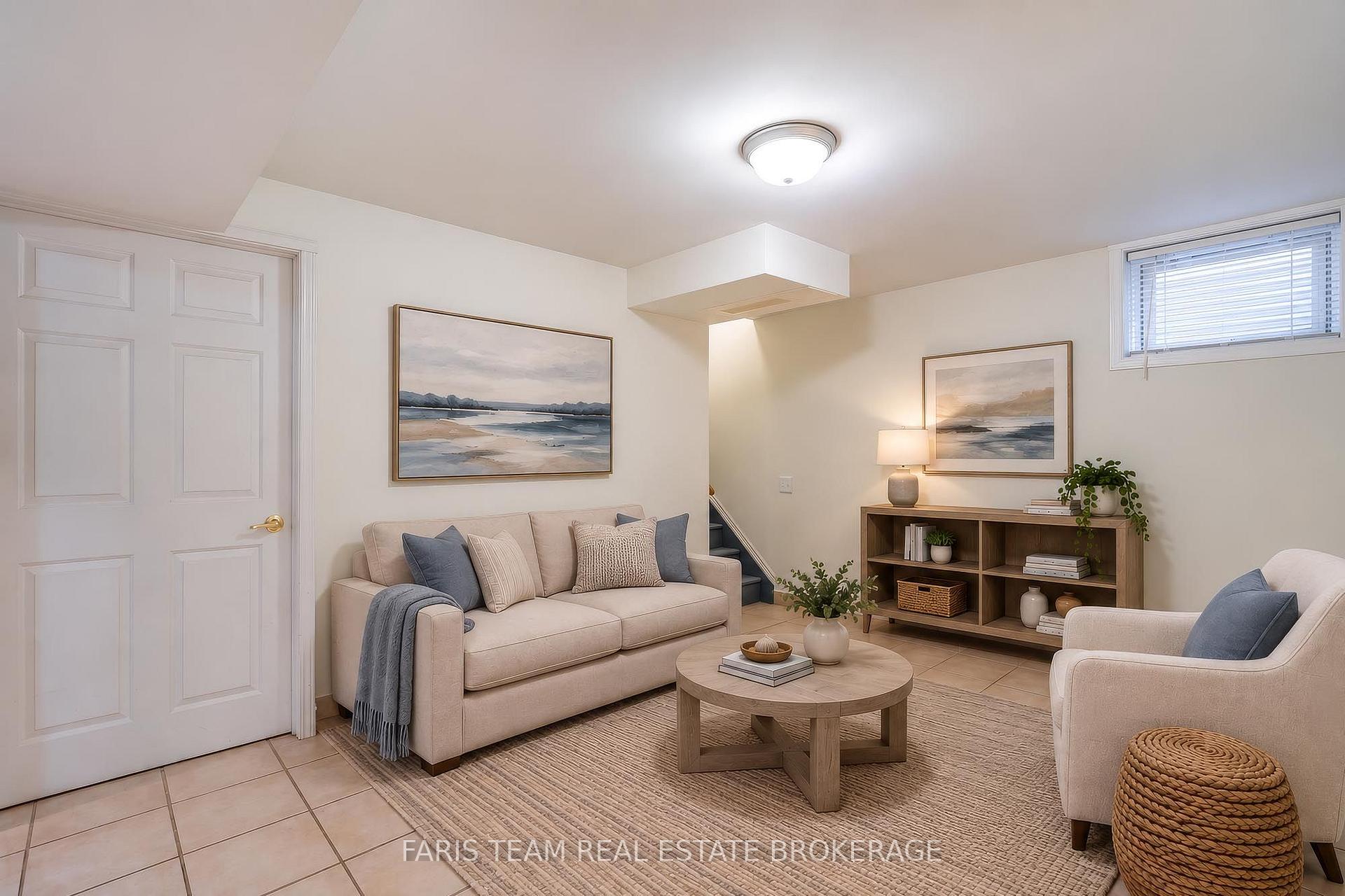 Photo 32 of 41 Irene Drive, Barrie, Painswick South — HOMEH