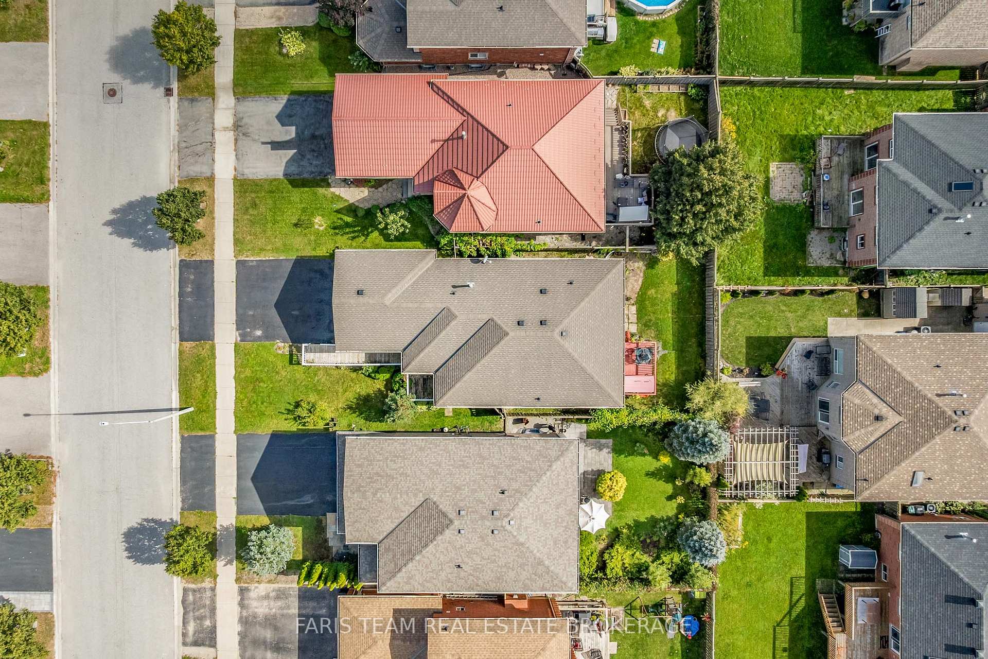Photo 39 of 41 Irene Drive, Barrie, Painswick South — HOMEH