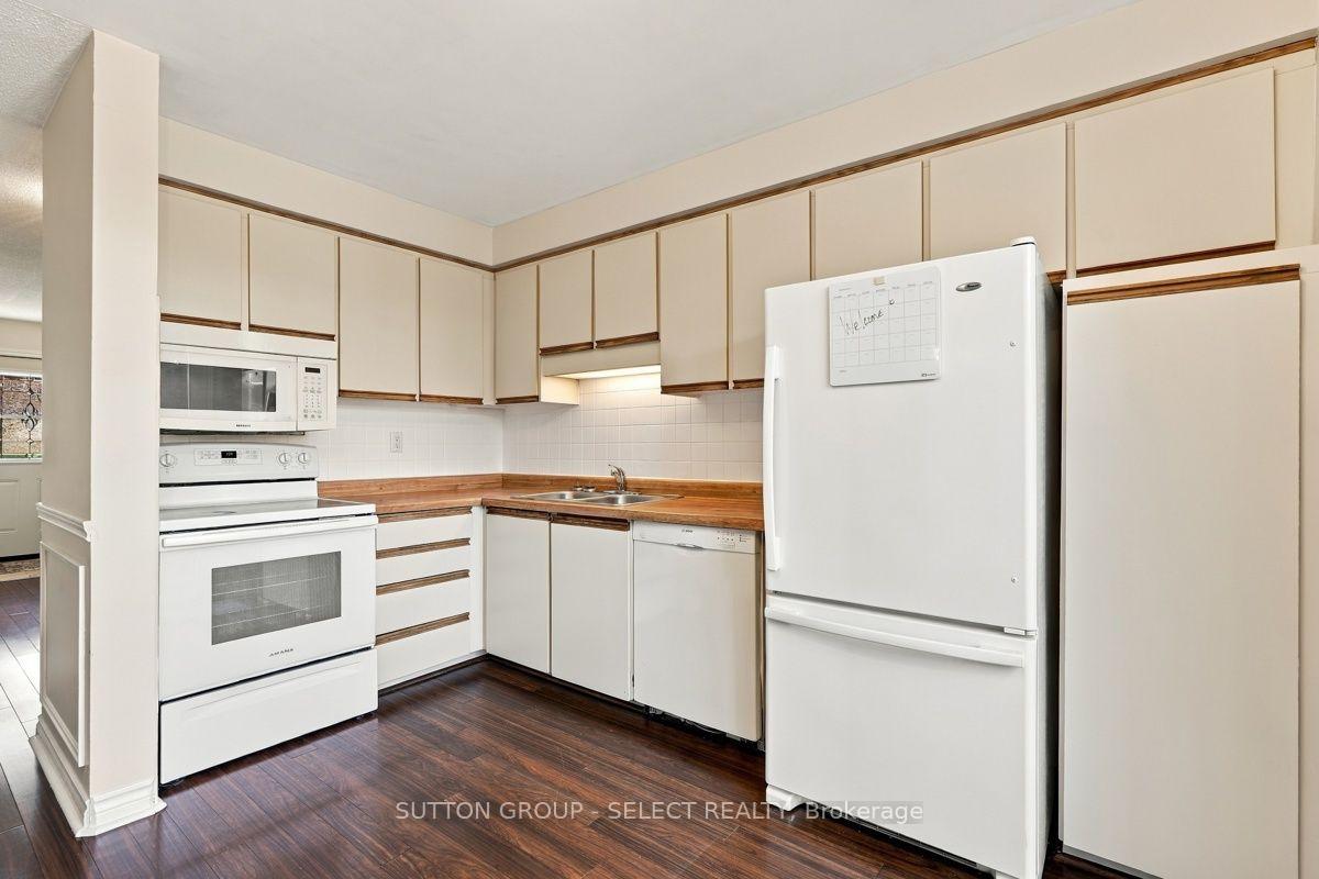 Photo 15 of Unit 29, 669 Osgoode Drive, London, South Y — HOMEH