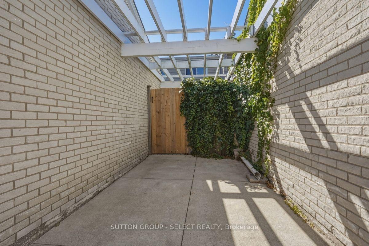 Photo 44 of Unit 29, 669 Osgoode Drive, London, South Y — HOMEH
