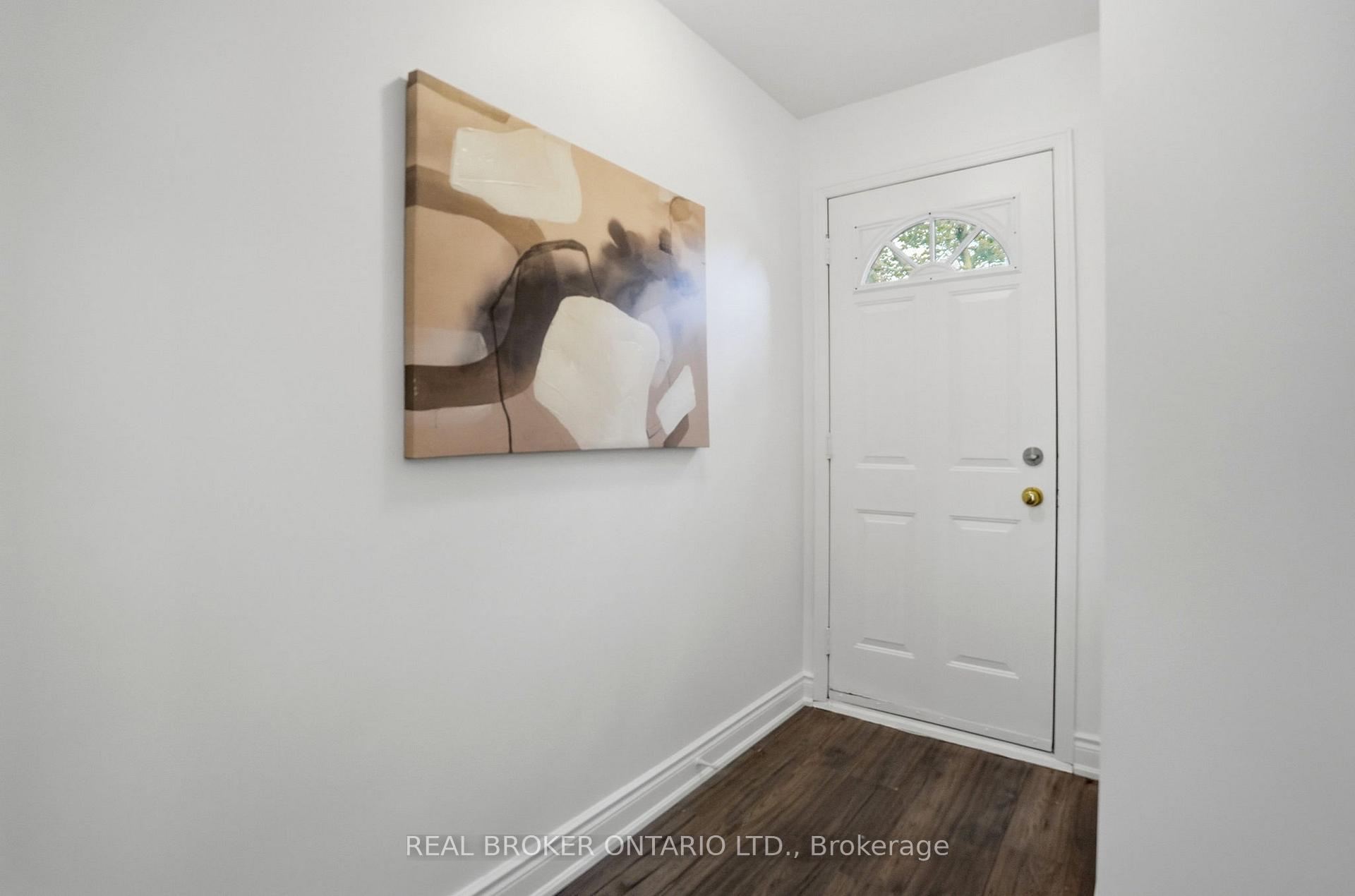Photo 5 of Unit 407, 895 Maple Avenue, Burlington, Brant — HOMEH