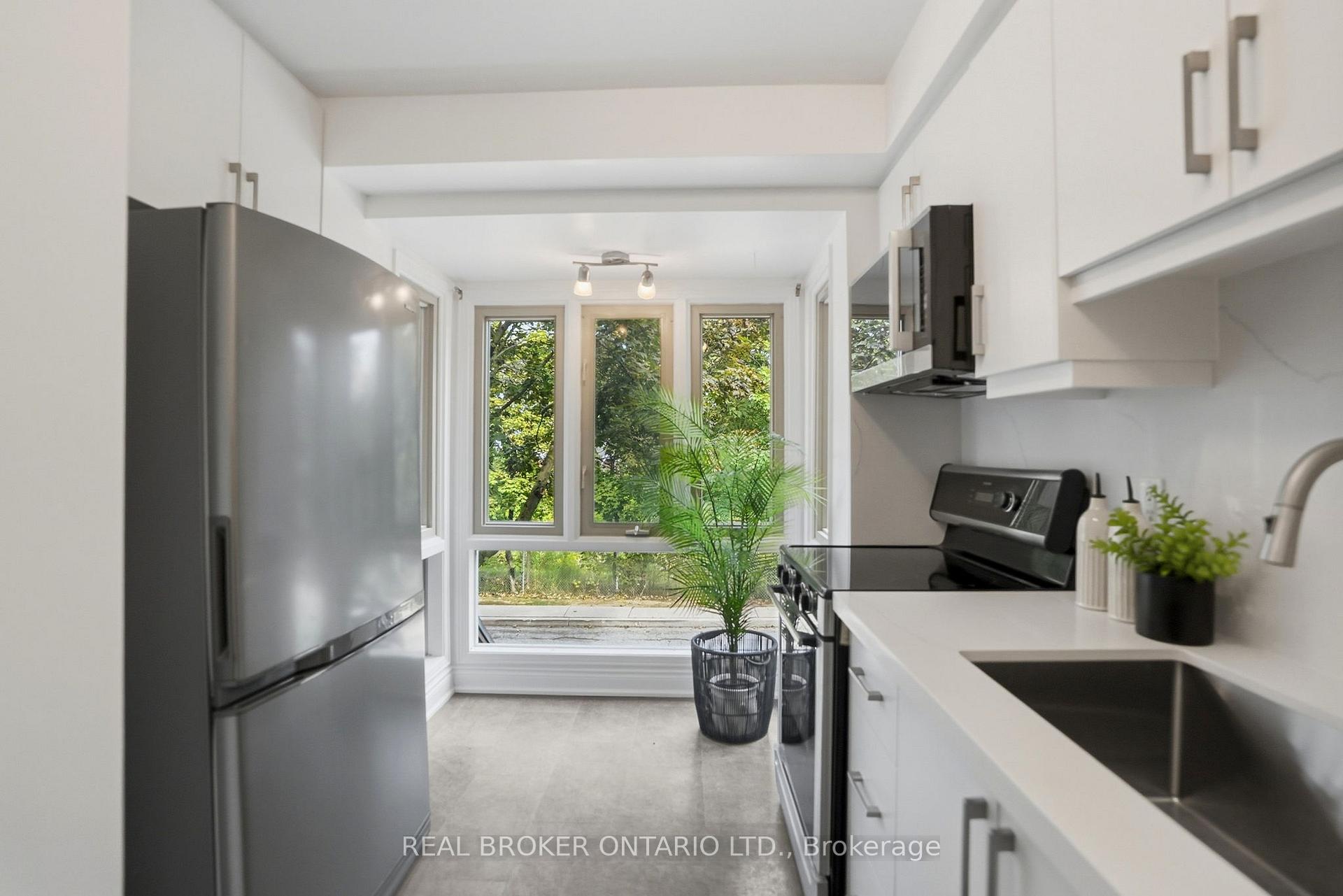 Photo 9 of Unit 407, 895 Maple Avenue, Burlington, Brant — HOMEH